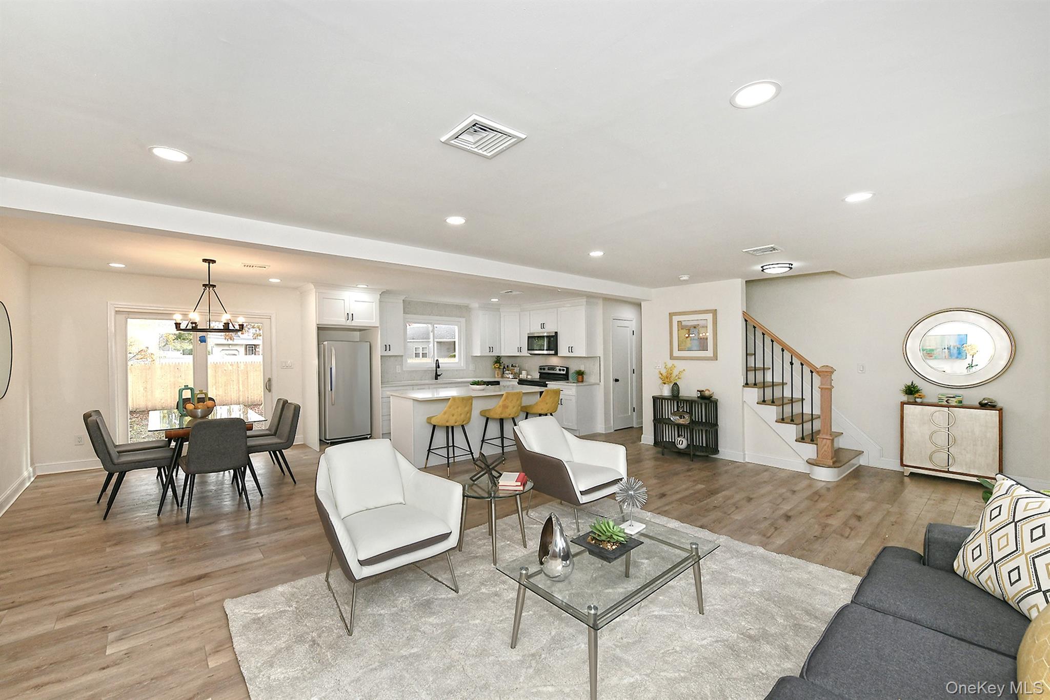 #8 photo, 11 Cayuga Avenue, サフォーク郡 Deer Park , NY 11729