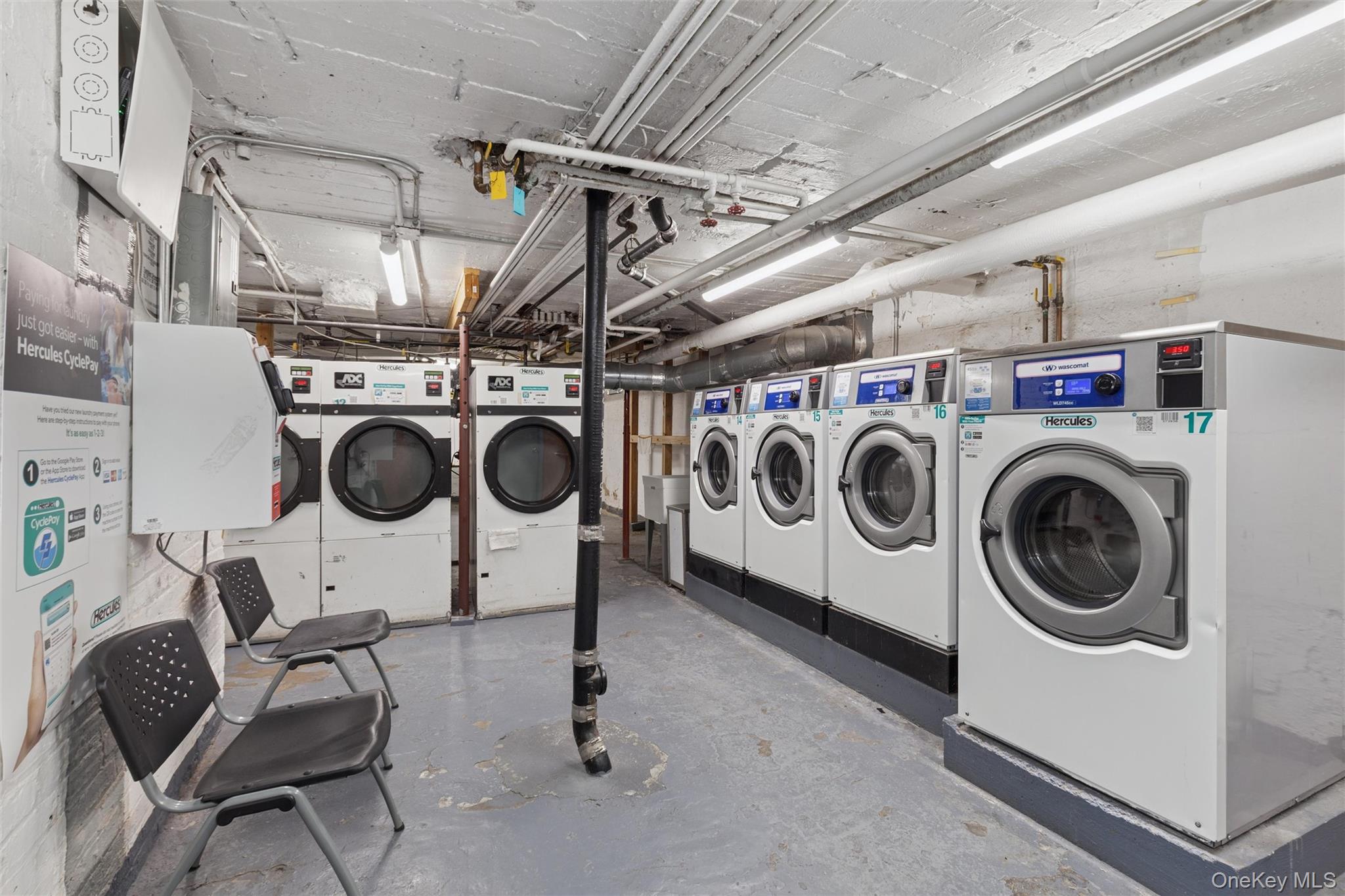 #11 photo, 8374 Talbot Street, クイーンズ区 Kew Gardens , NY 11415