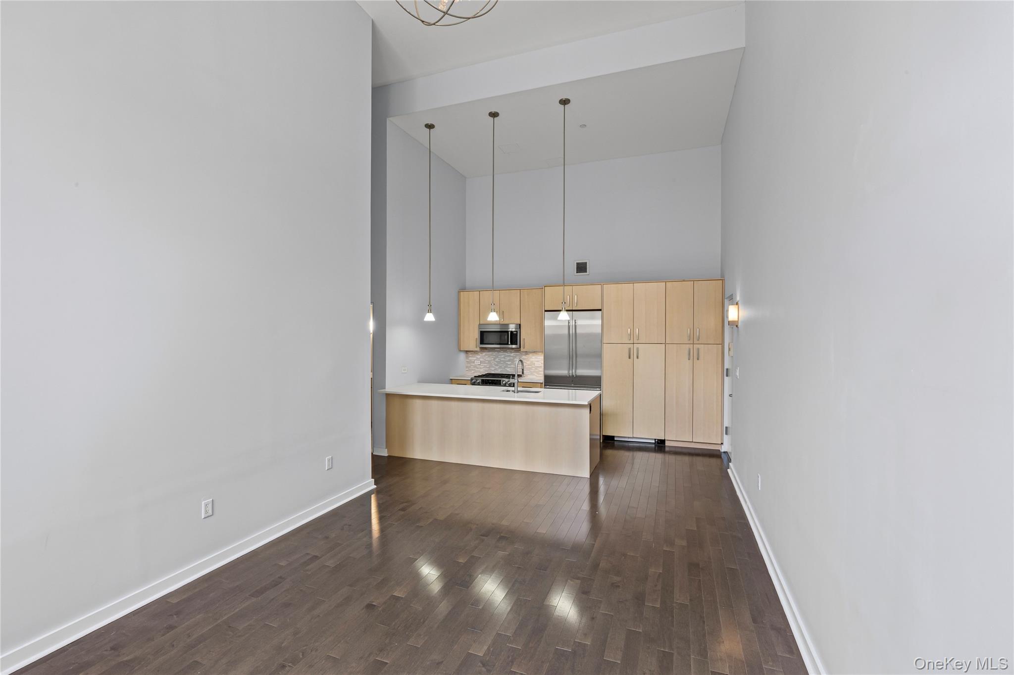 #18 photo, 240 51 Avenue, Long Island City , NY 11101