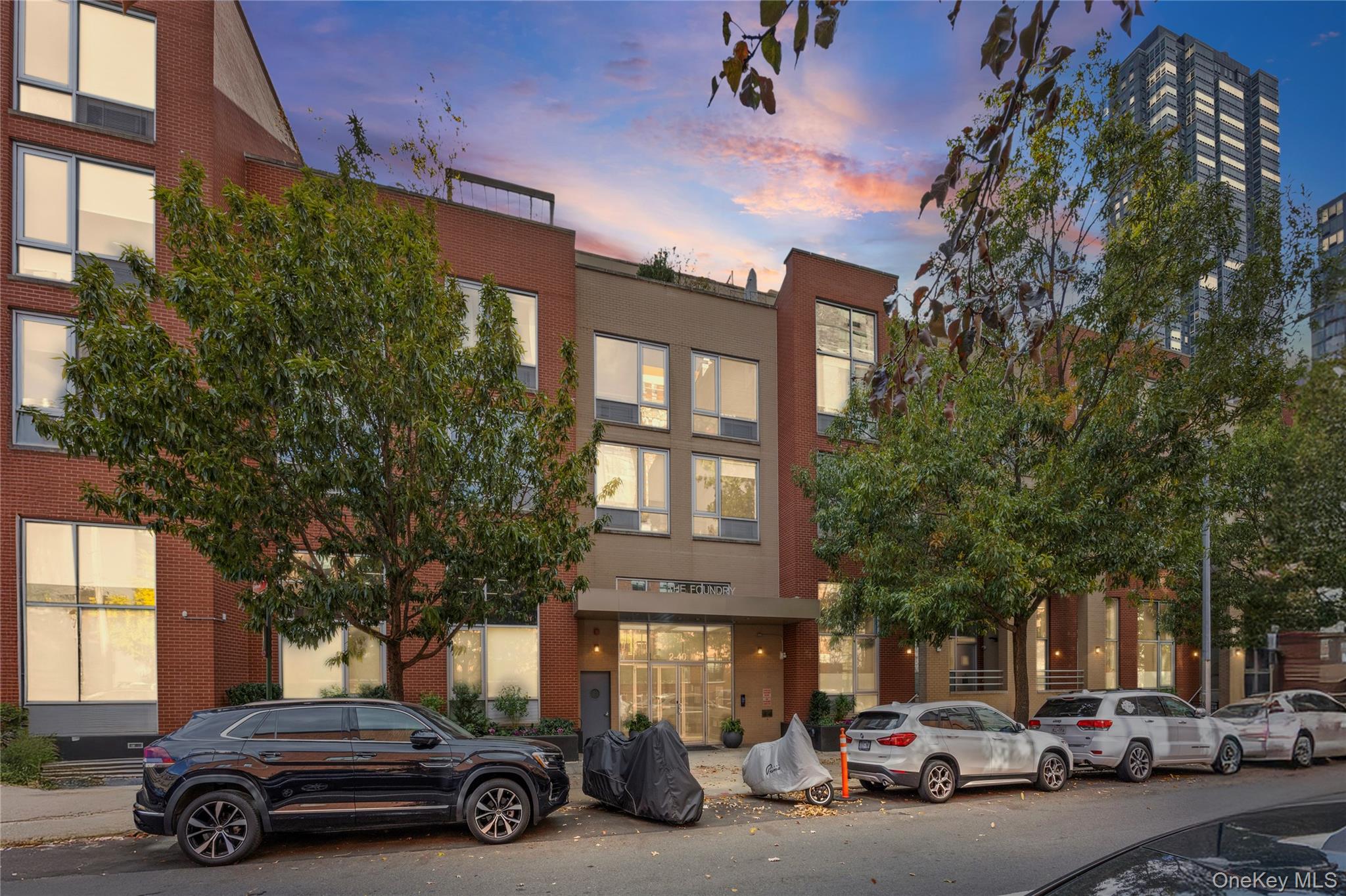 #8 photo, 240 51 Avenue, Long Island City , NY 11101