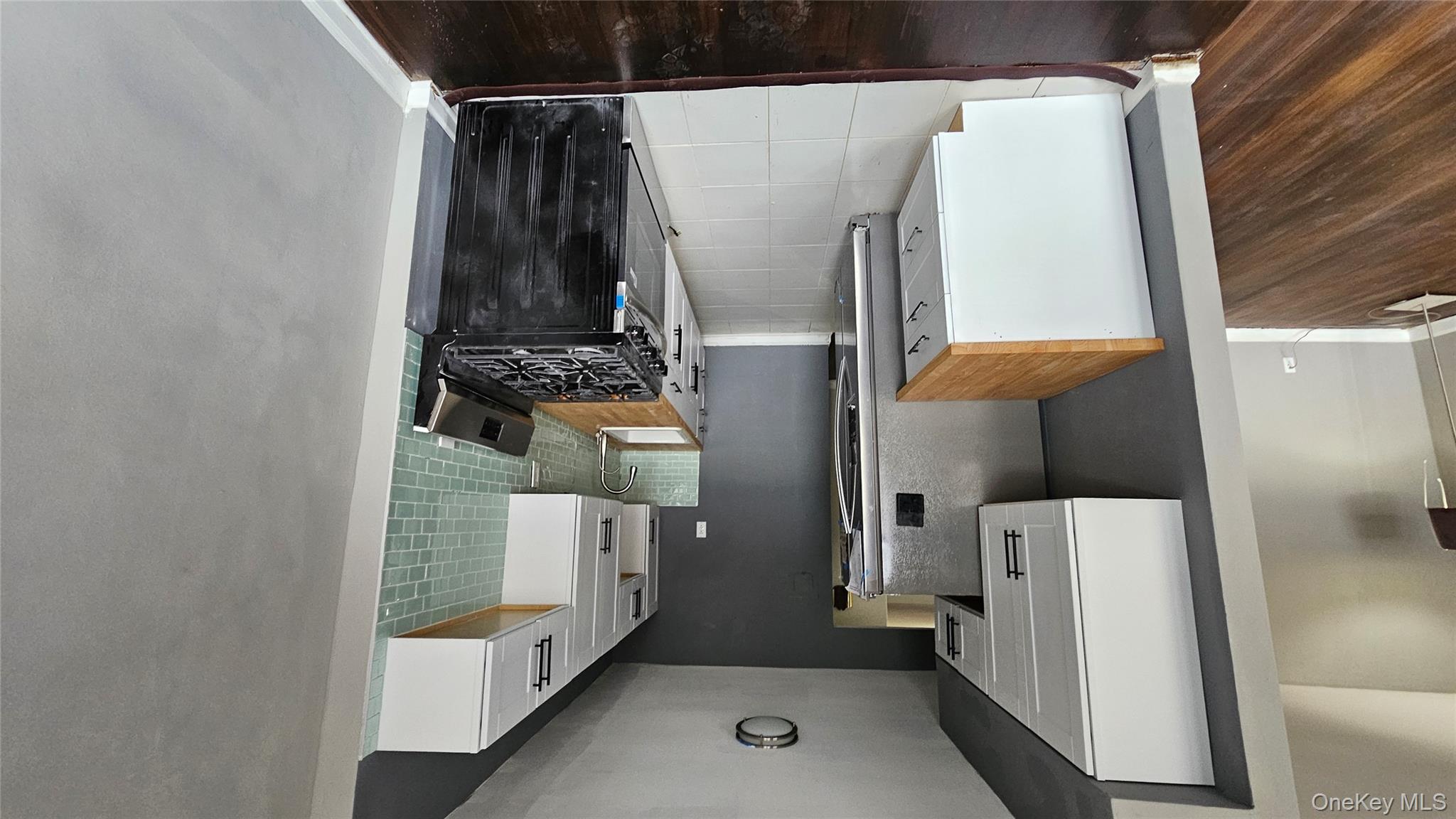 #8 photo, 25-31 42nd Street, Astoria , NY 11103