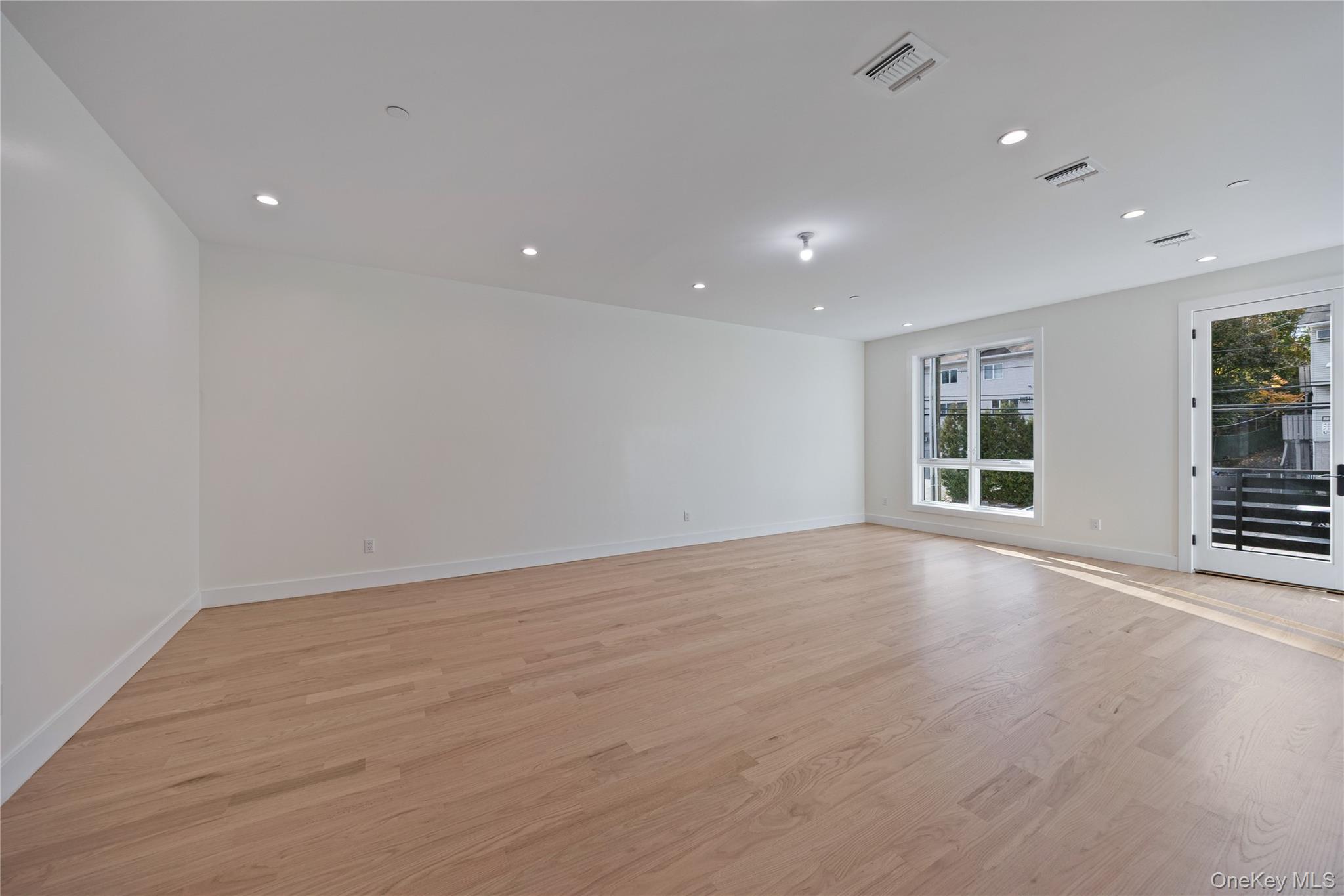 #5 photo, 352 Blauvelt Road, Monsey , NY 10952