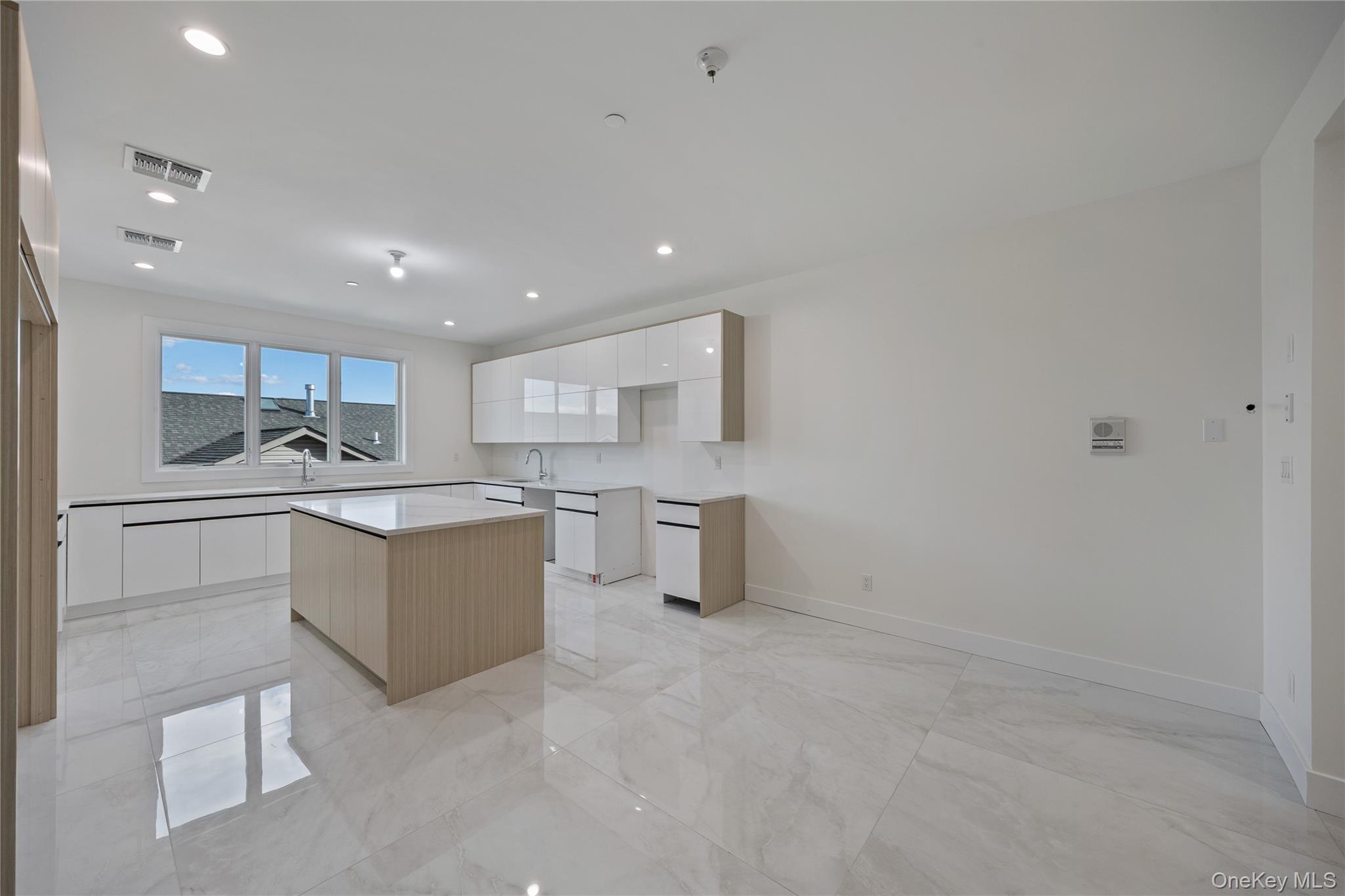 #7 photo, 352 Blauvelt Road, Monsey , NY 10952