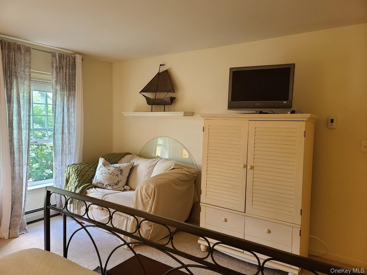 #6 photo, 11 BEACHAM Road, Rhinebeck , NY 12572