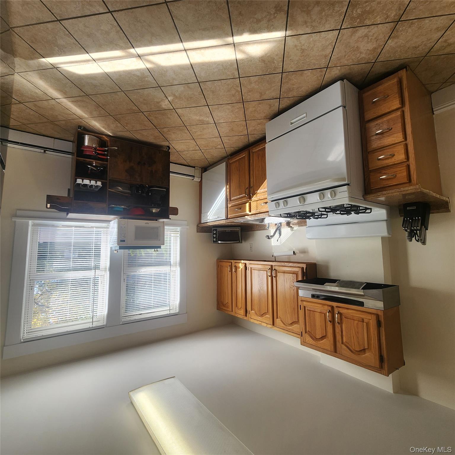 #5 photo, 24 Prairie Avenue, Suffern , NY 10901