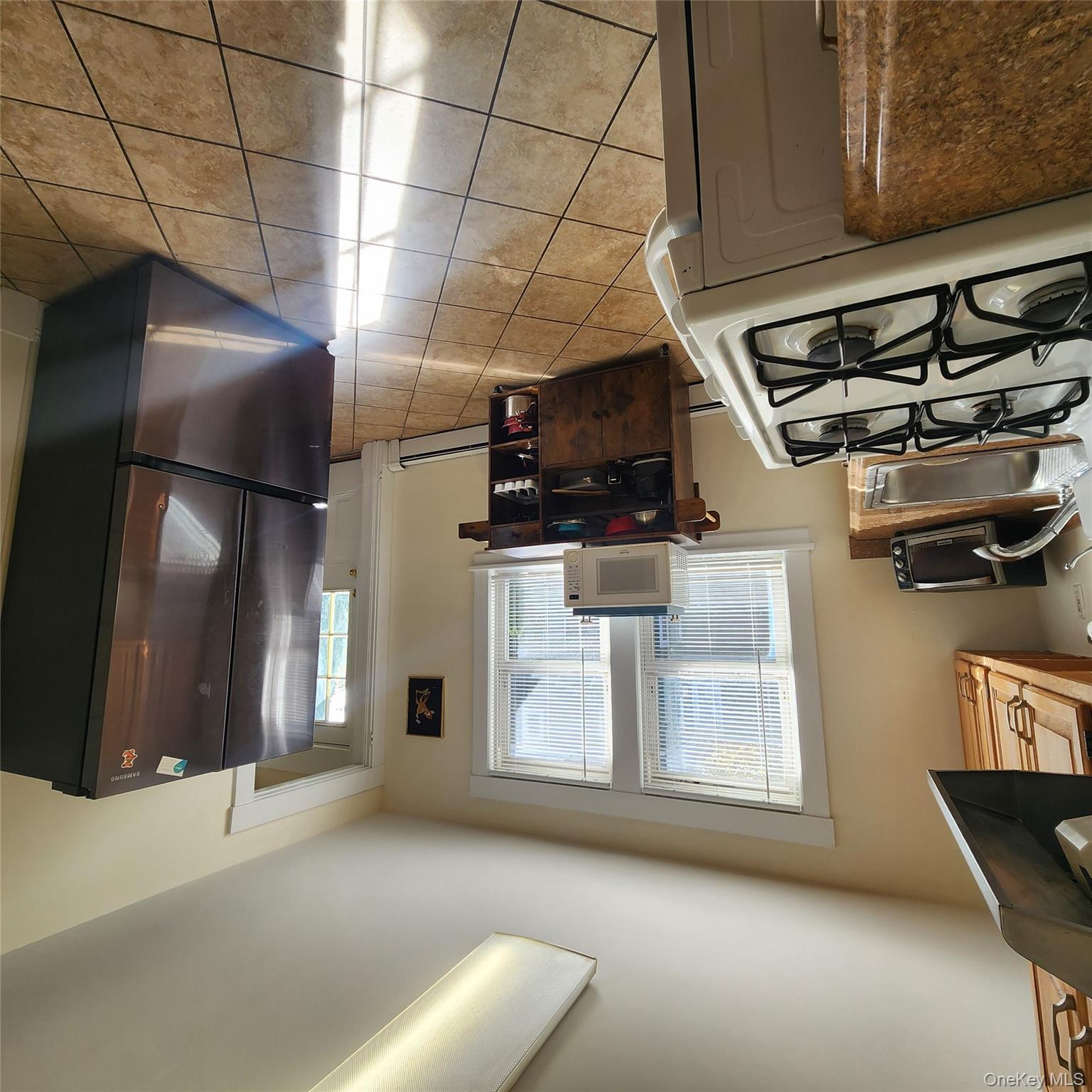 #7 photo, 24 Prairie Avenue, Suffern , NY 10901