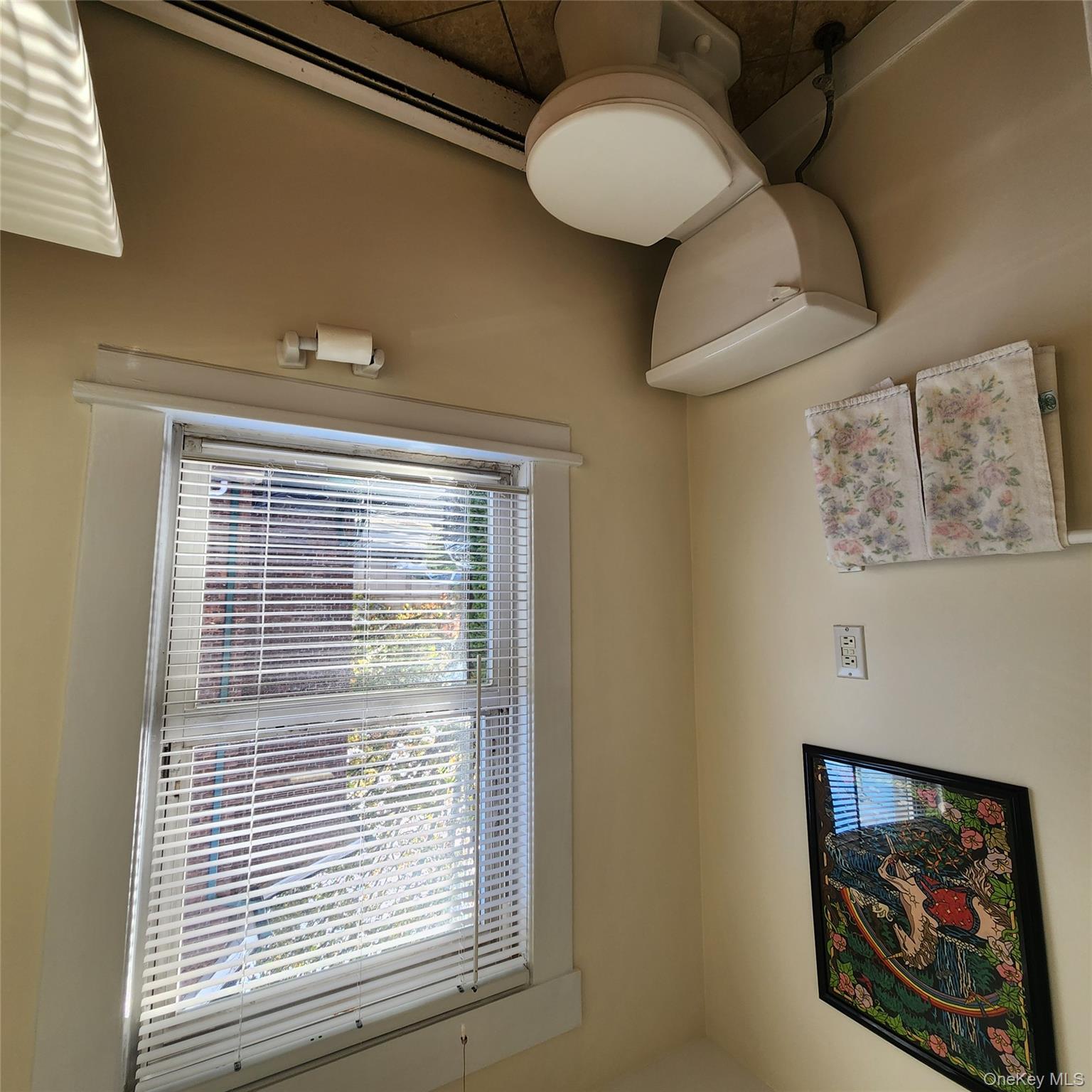 #9 photo, 24 Prairie Avenue, Suffern , NY 10901