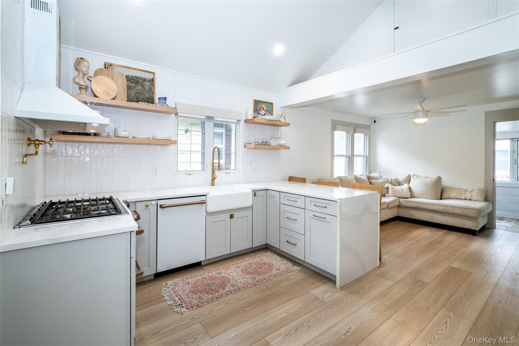 #2 photo, 314 King Avenue, ブロンクス区 Bronx , NY 10464