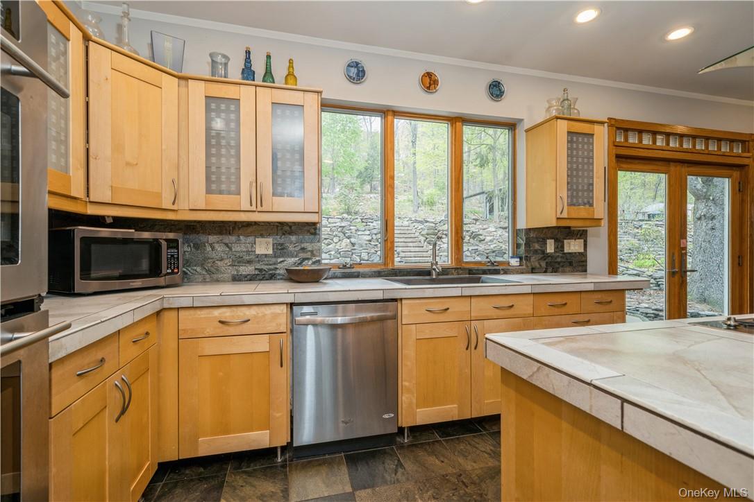 #10 photo, 17 Seneca Hill, Greenwood Lake , NY 10925