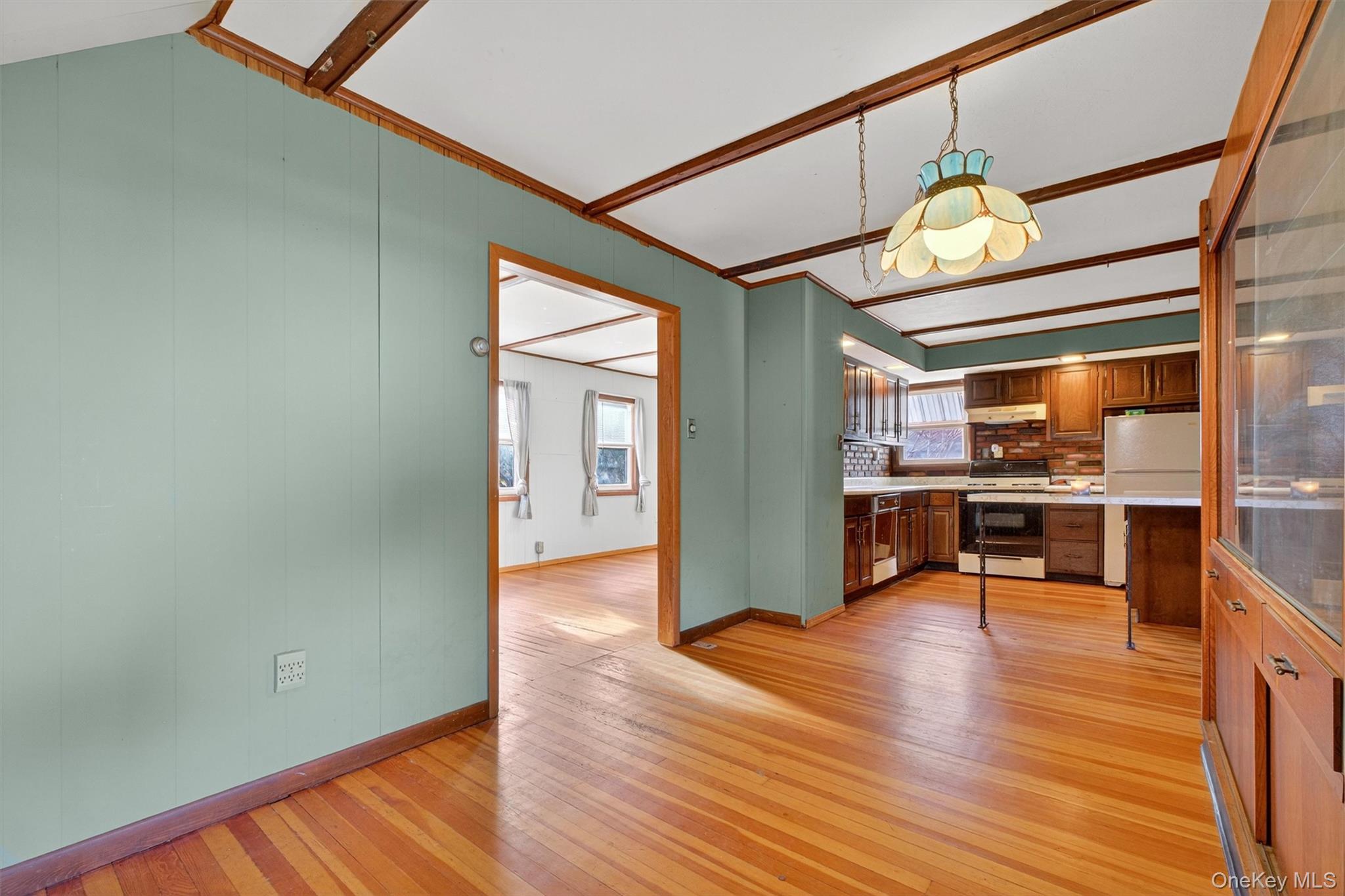 #19 photo, 126-128 Washington Avenue, Beacon , NY 12508