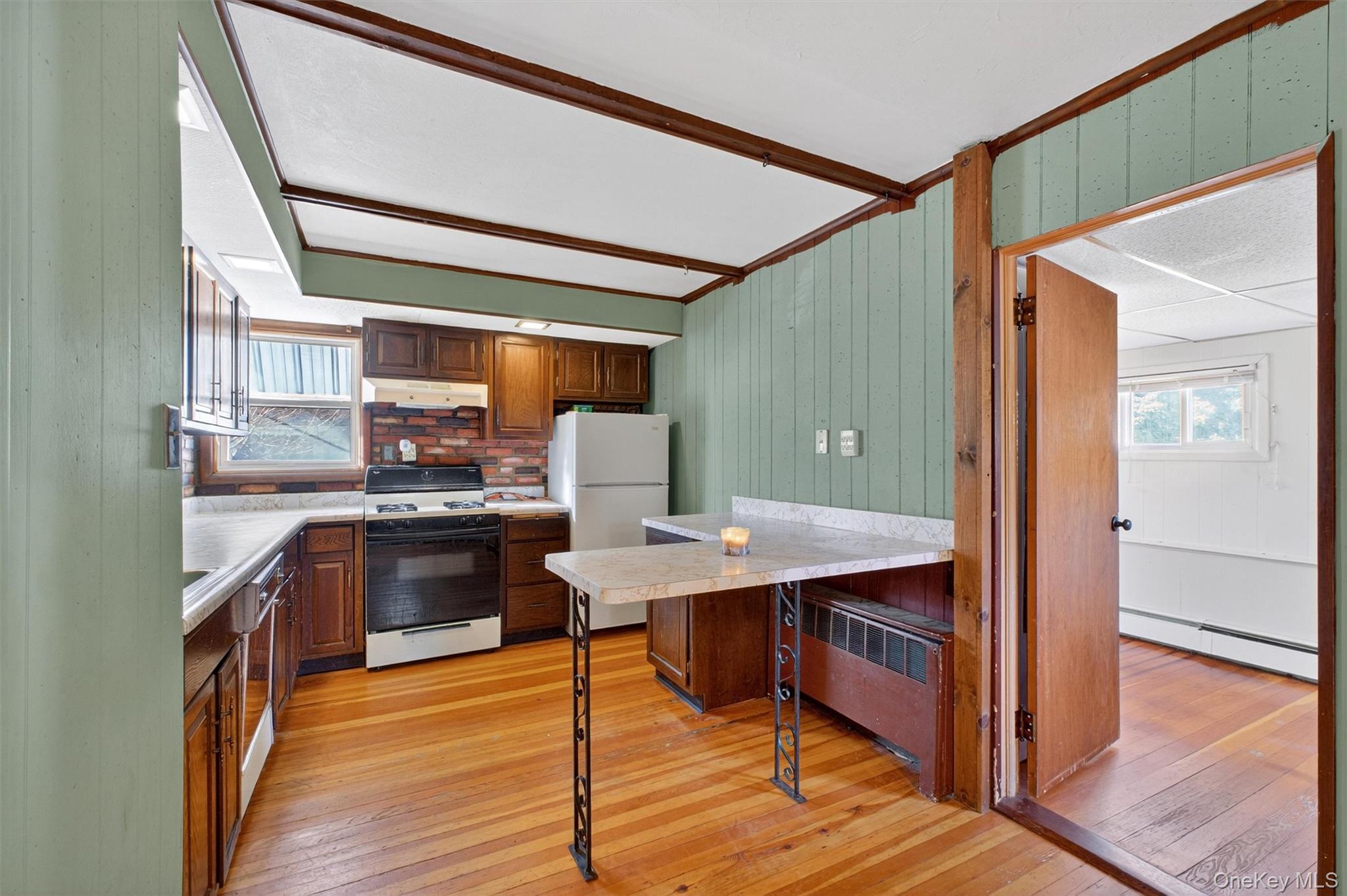 #20 photo, 126-128 Washington Avenue, Beacon , NY 12508