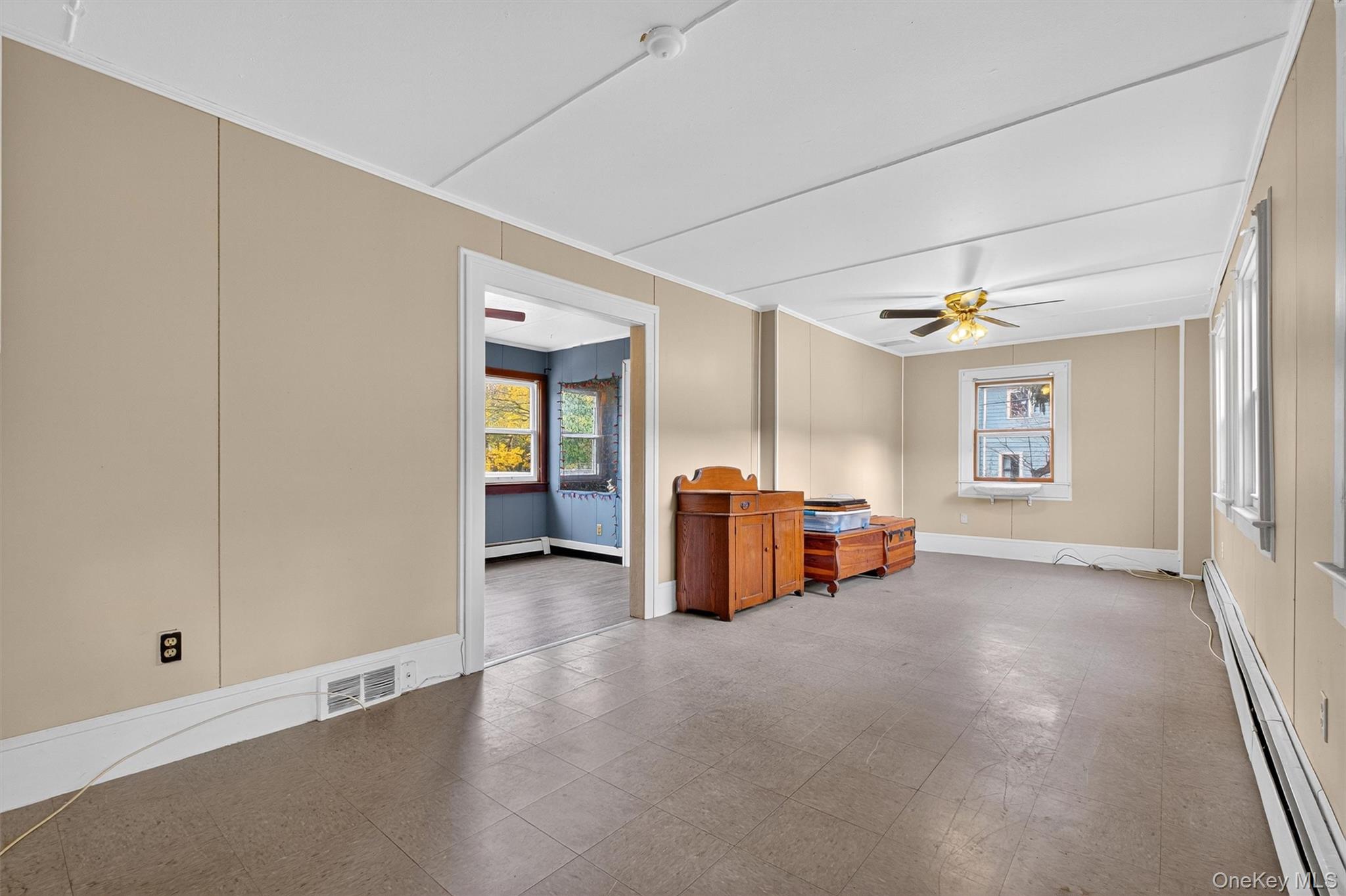 #4 photo, 126-128 Washington Avenue, Beacon , NY 12508