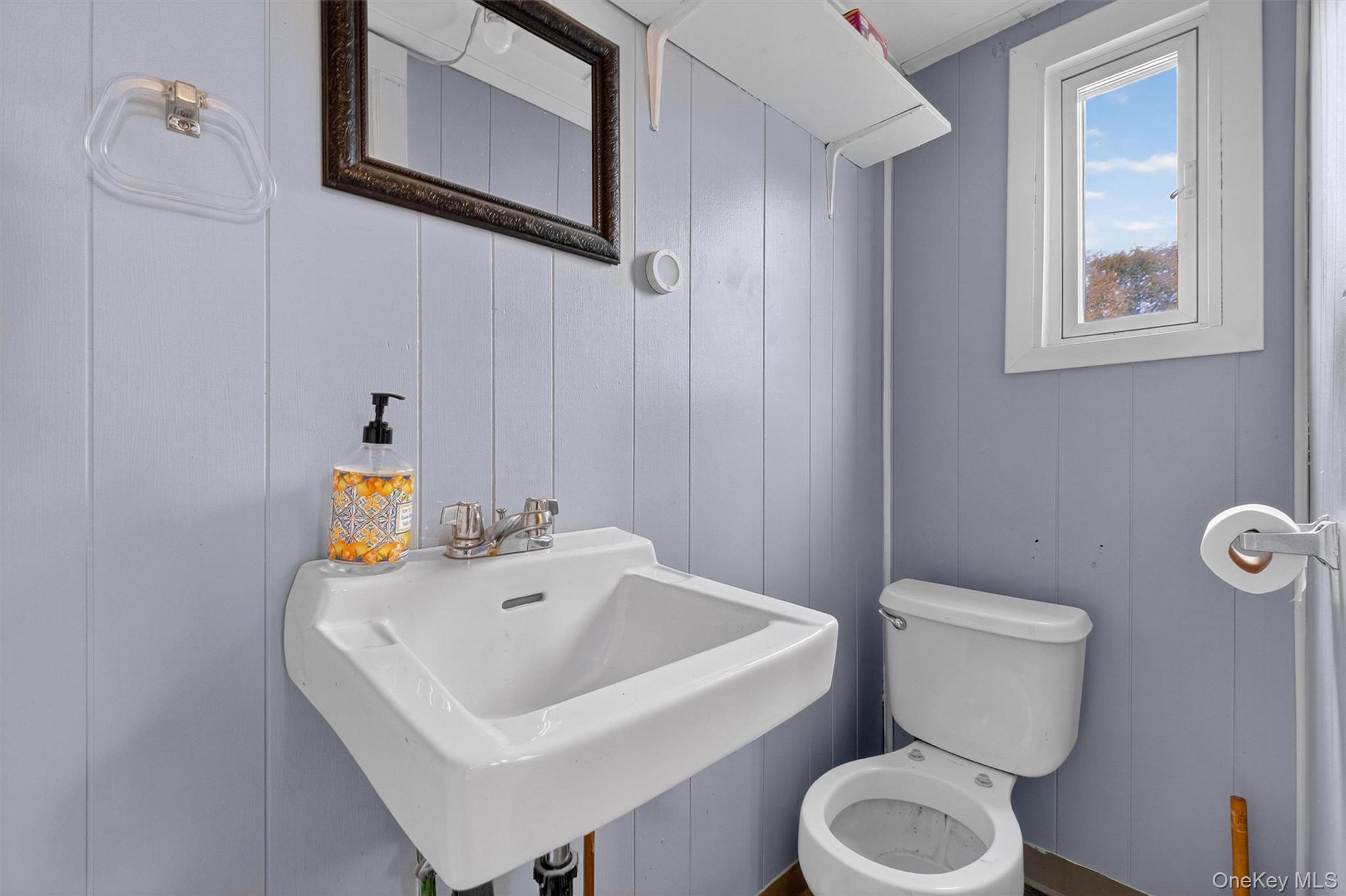 #9 photo, 126-128 Washington Avenue, Beacon , NY 12508