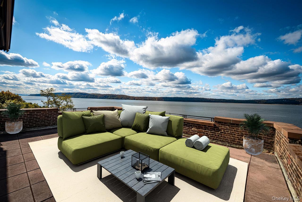 #11 photo, 100 W Ardsley Avenue, Irvington , NY 10533