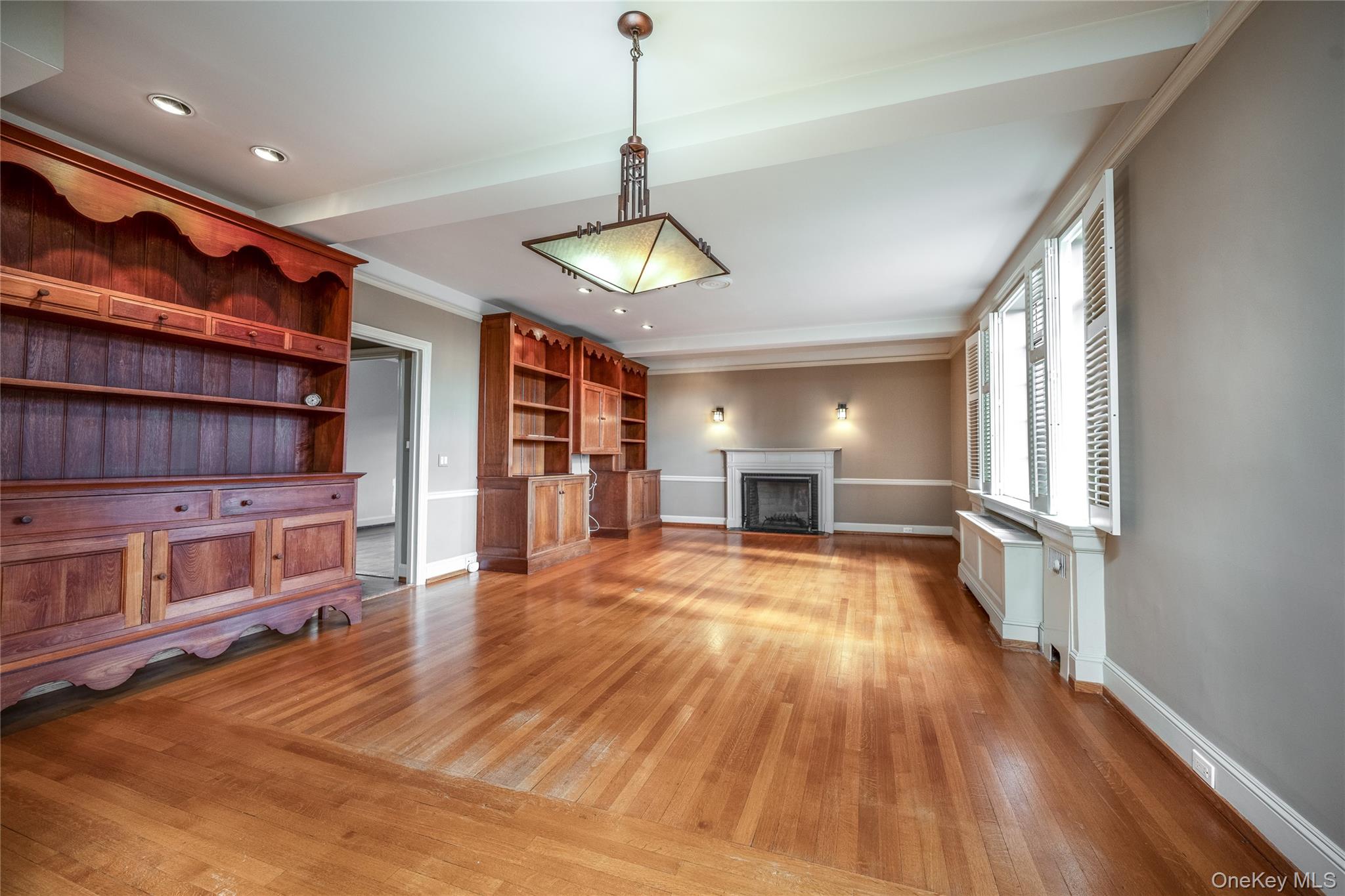 #20 photo, 100 W Ardsley Avenue, Irvington , NY 10533