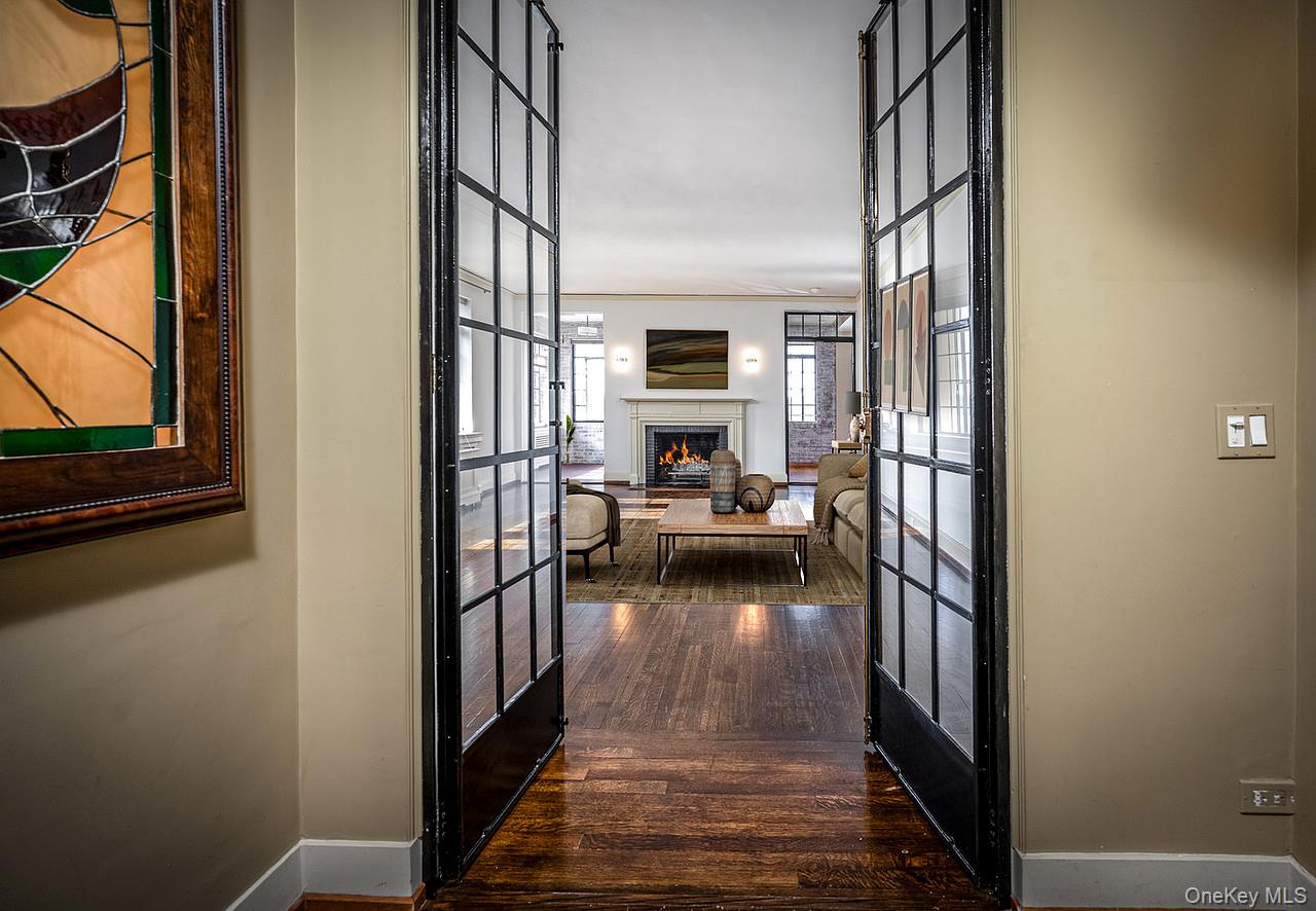 #4 photo, 100 W Ardsley Avenue, Irvington , NY 10533