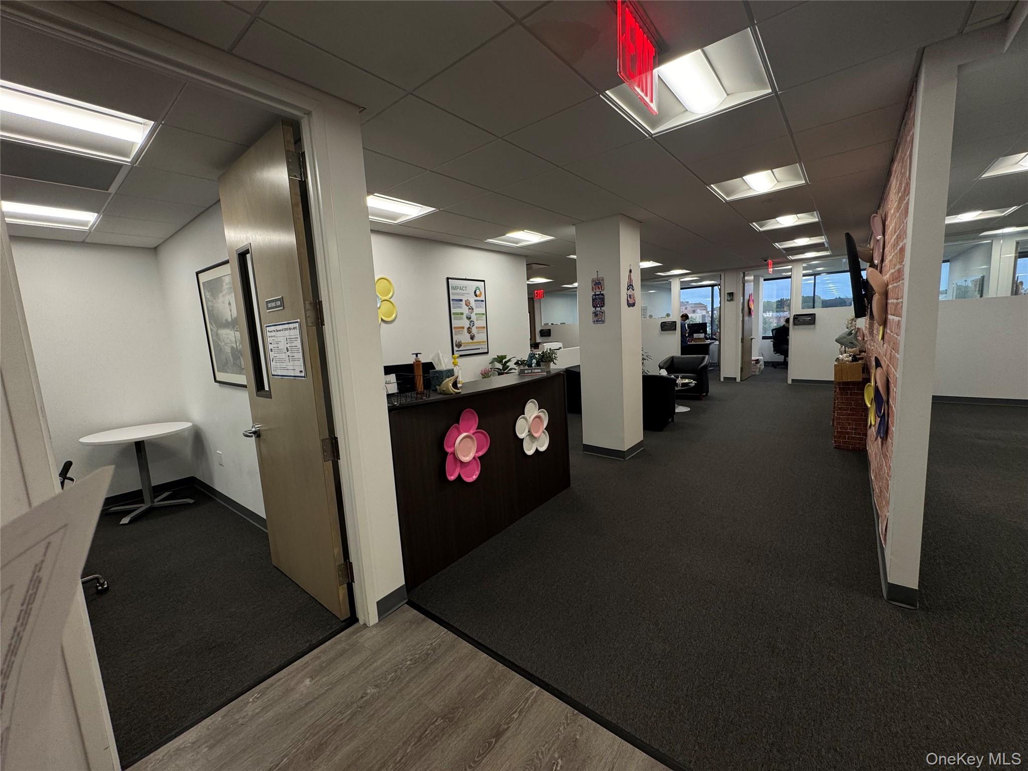 #1 photo, 60 Cuttermill Road, ナッソー郡 Great Neck , NY 11021