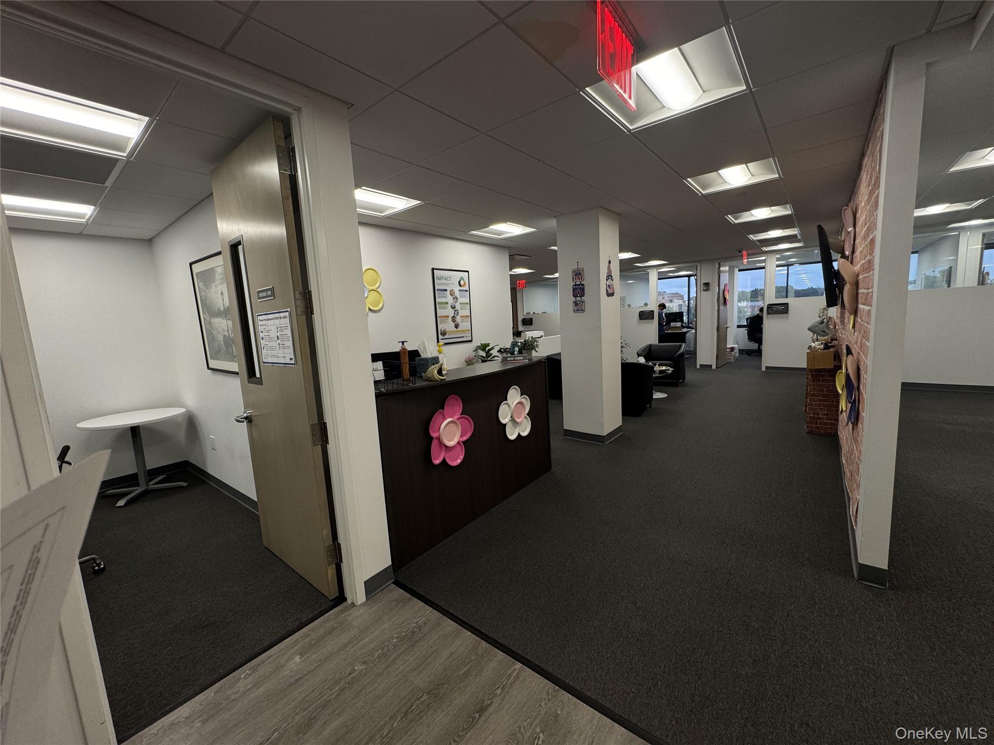 #2 photo, 60 Cuttermill Road, ナッソー郡 Great Neck , NY 11021