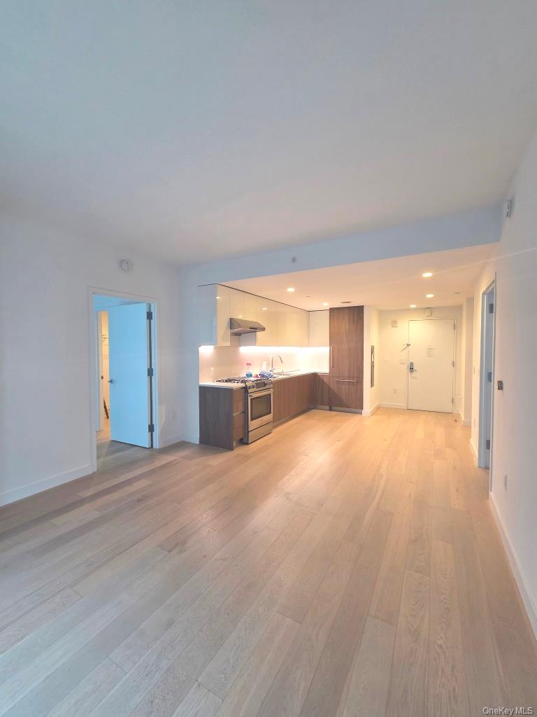 #8 photo, 131-01 40th Road, クイーンズ区 Flushing , NY 11354