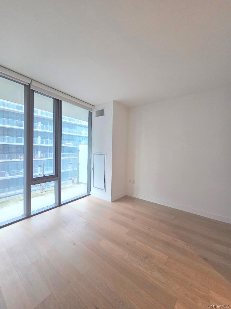 #9 photo, 131-01 40th Road, クイーンズ区 Flushing , NY 11354