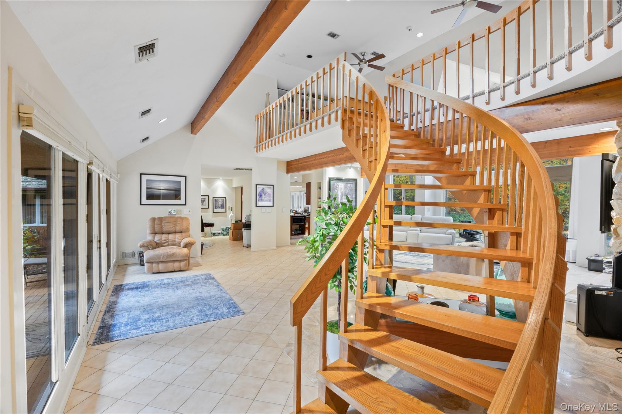 #7 photo, 18 Golf Club Road, Saint James , NY 11780