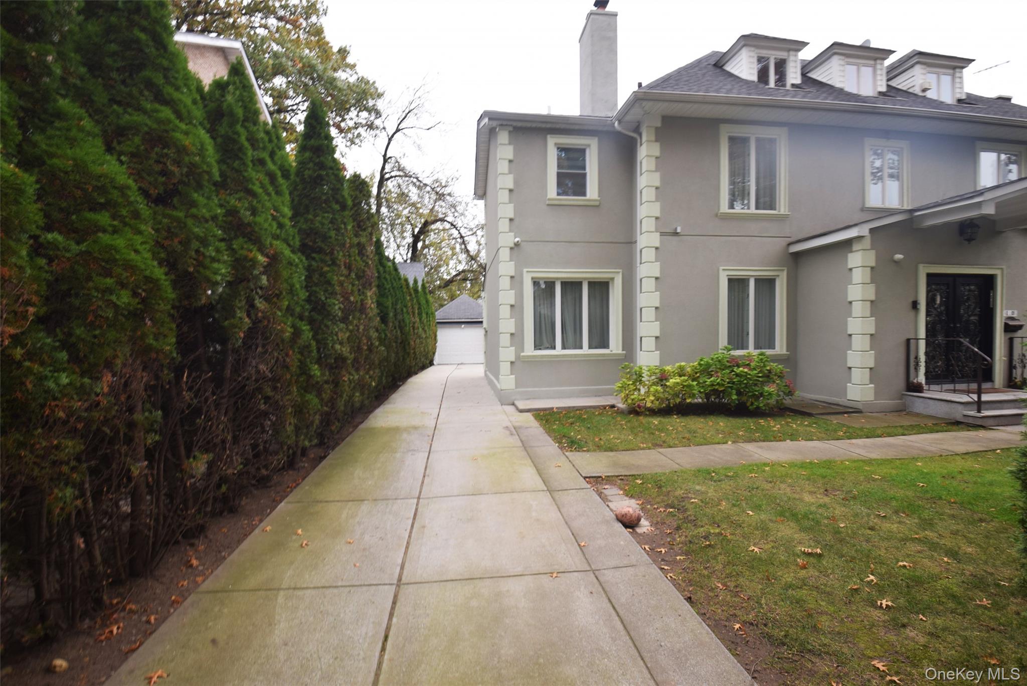 #2 photo, 110 82ND Avenue, クイーンズ区 Kew Gardens , NY 11415