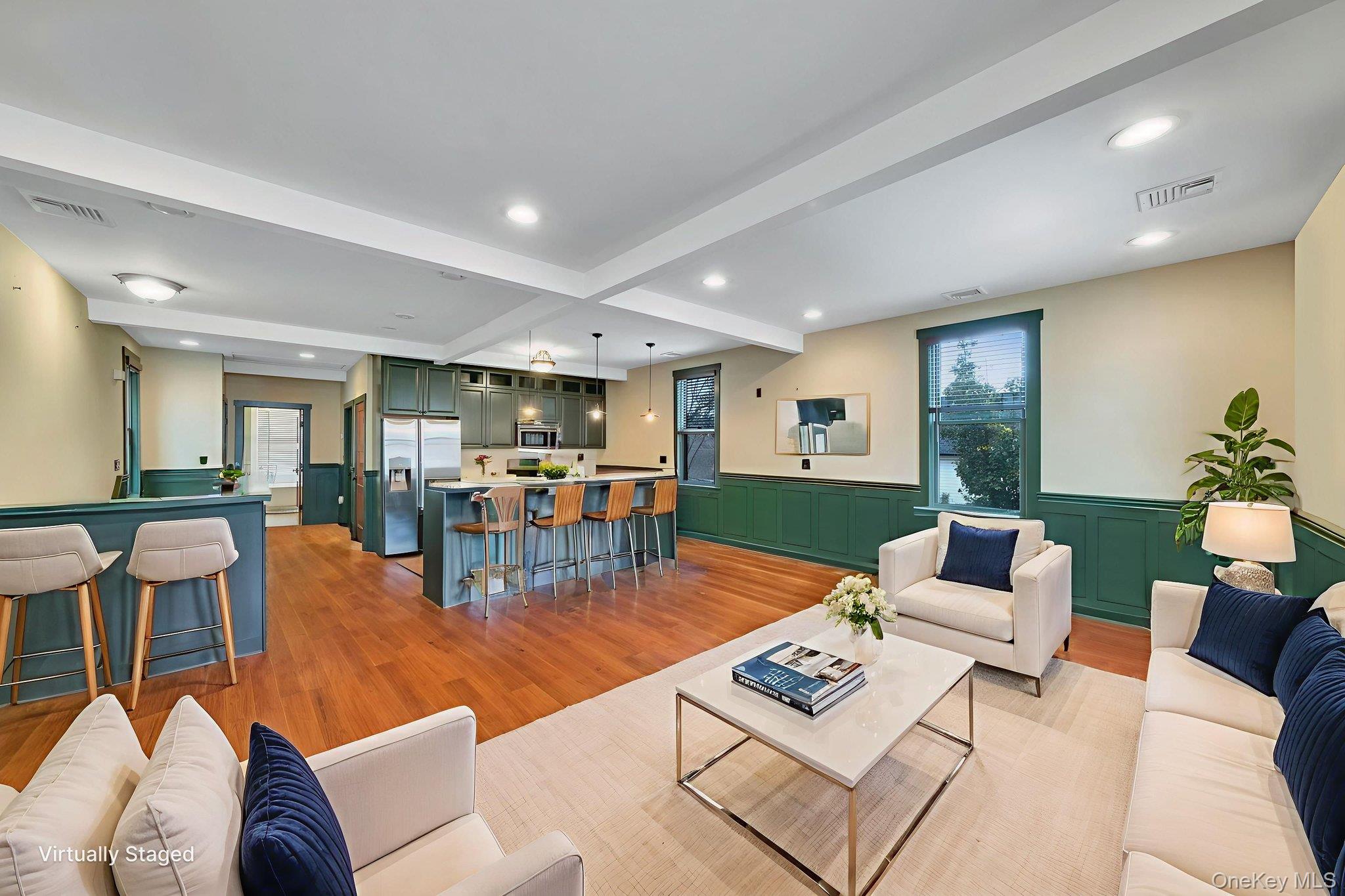 #1 photo, 311 Sea Cliff Avenue, ナッソー郡 Sea Cliff , NY 11579