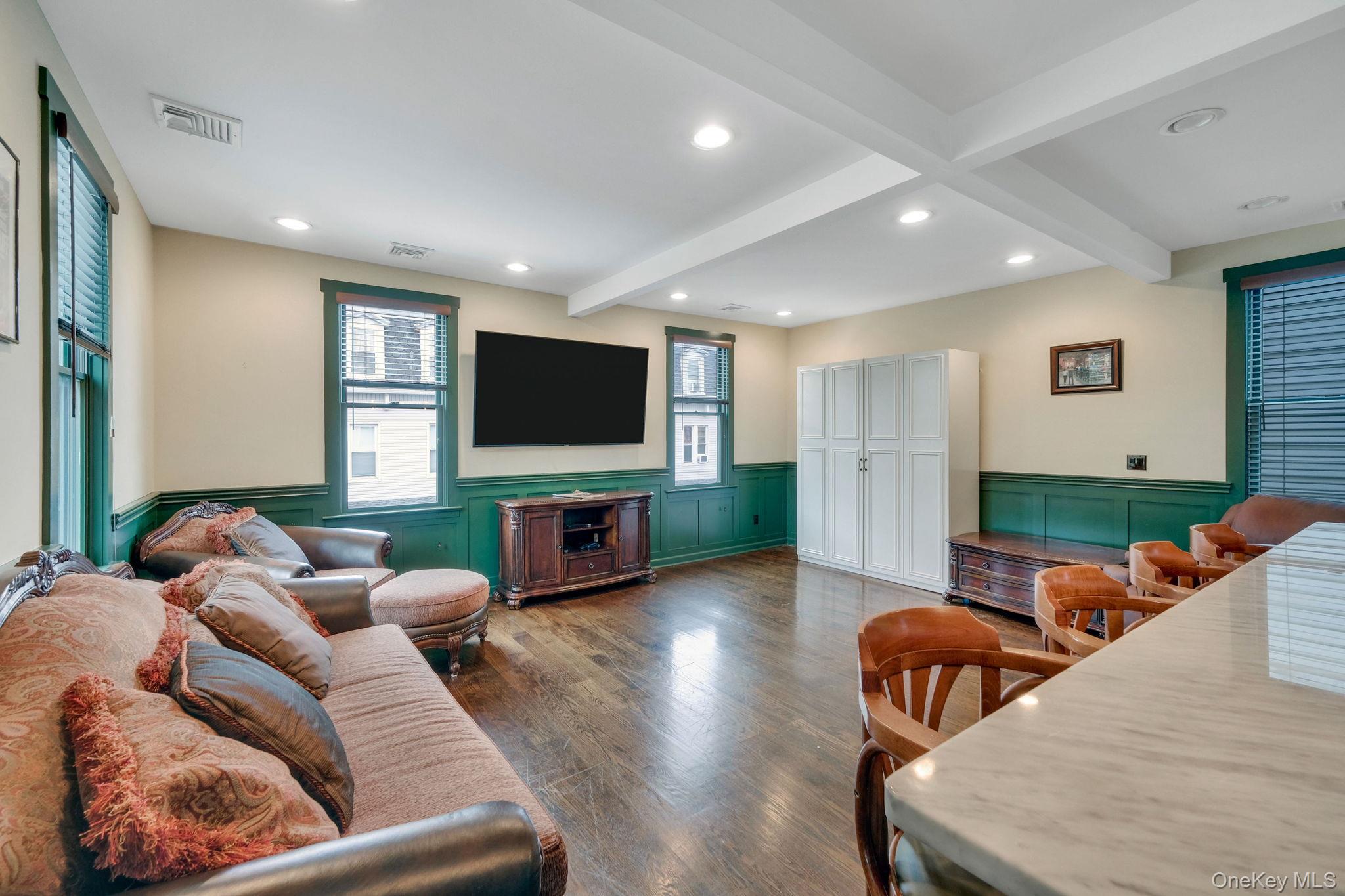 #11 photo, 311 Sea Cliff Avenue, ナッソー郡 Sea Cliff , NY 11579