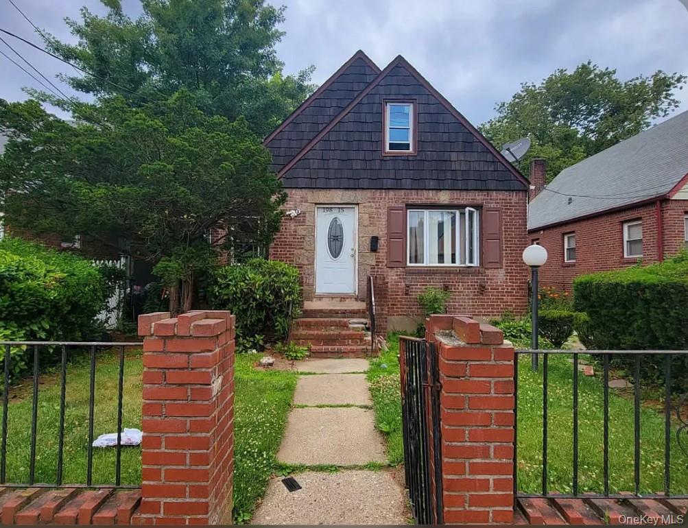 #1 photo, 19815 118th Avenue, クイーンズ区 Saint Albans , NY 11412