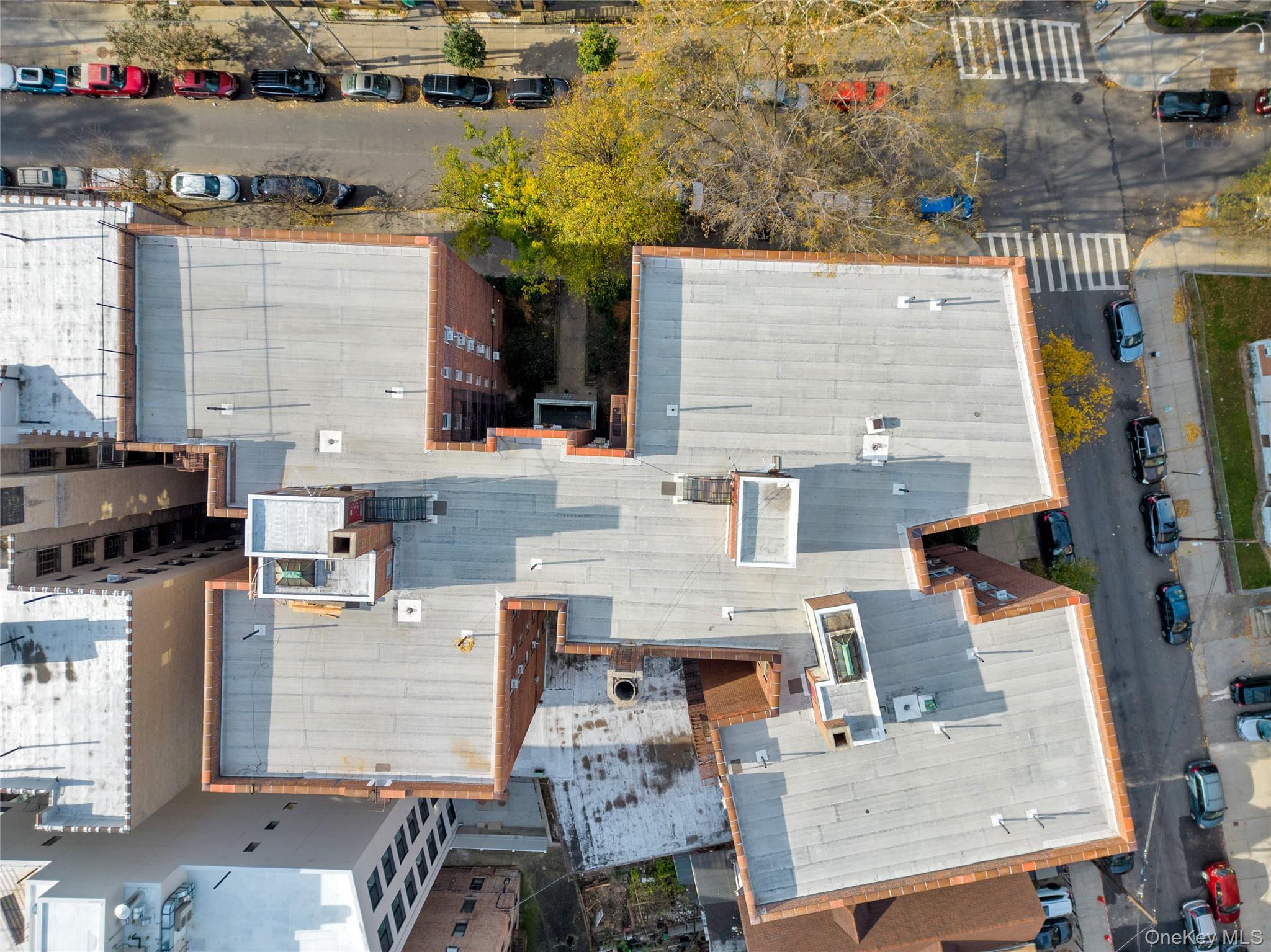 #7 photo, 325 E 201st Street, ブロンクス区 Bronx , NY 10458