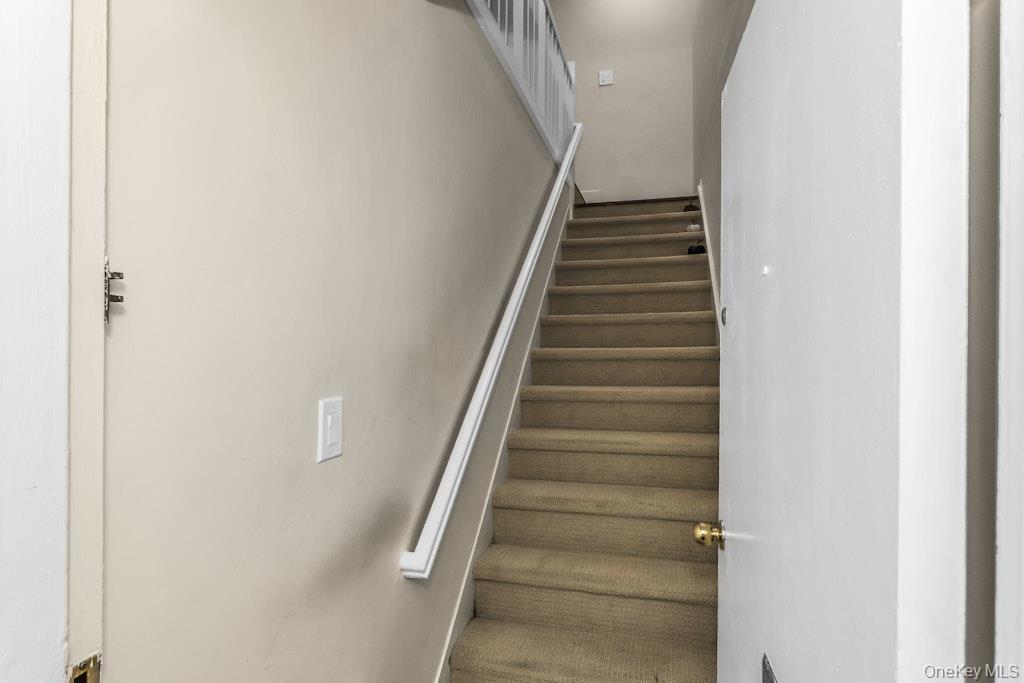 #16 photo, 224-01 Kingsbury Avenue, クイーンズ区 Oakland Gardens , NY 11364