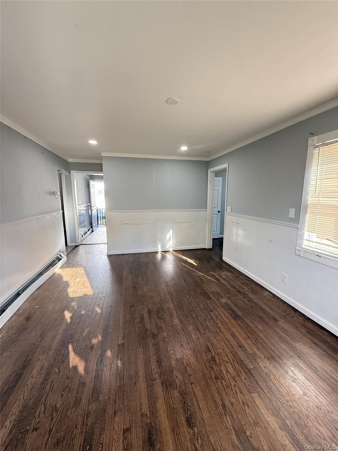 #7 photo, 345 Elmore Street, サフォーク郡 Central Islip , NY 11722