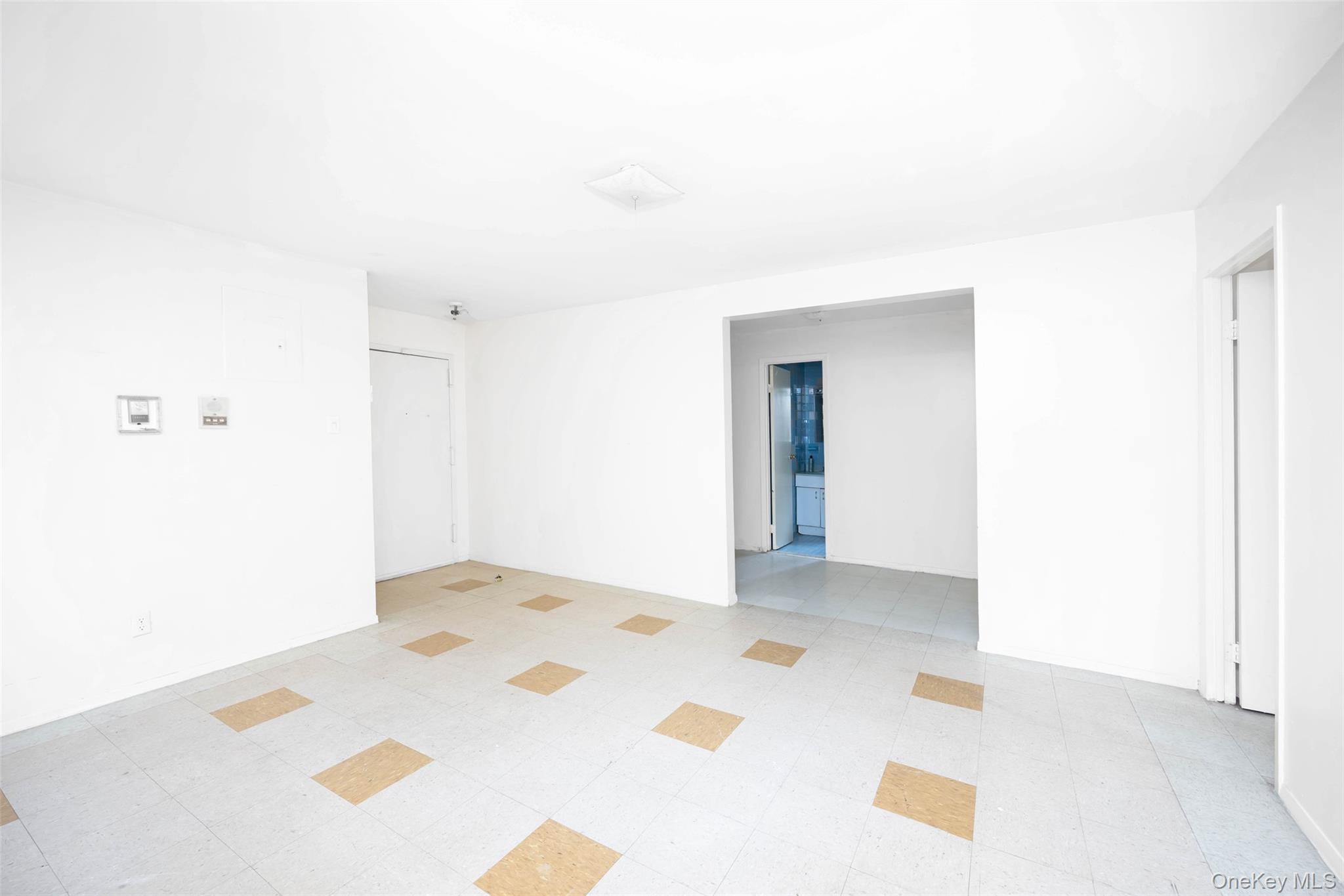 #11 photo, 1529 125th Street, クイーンズ区 Flushing , NY 11356