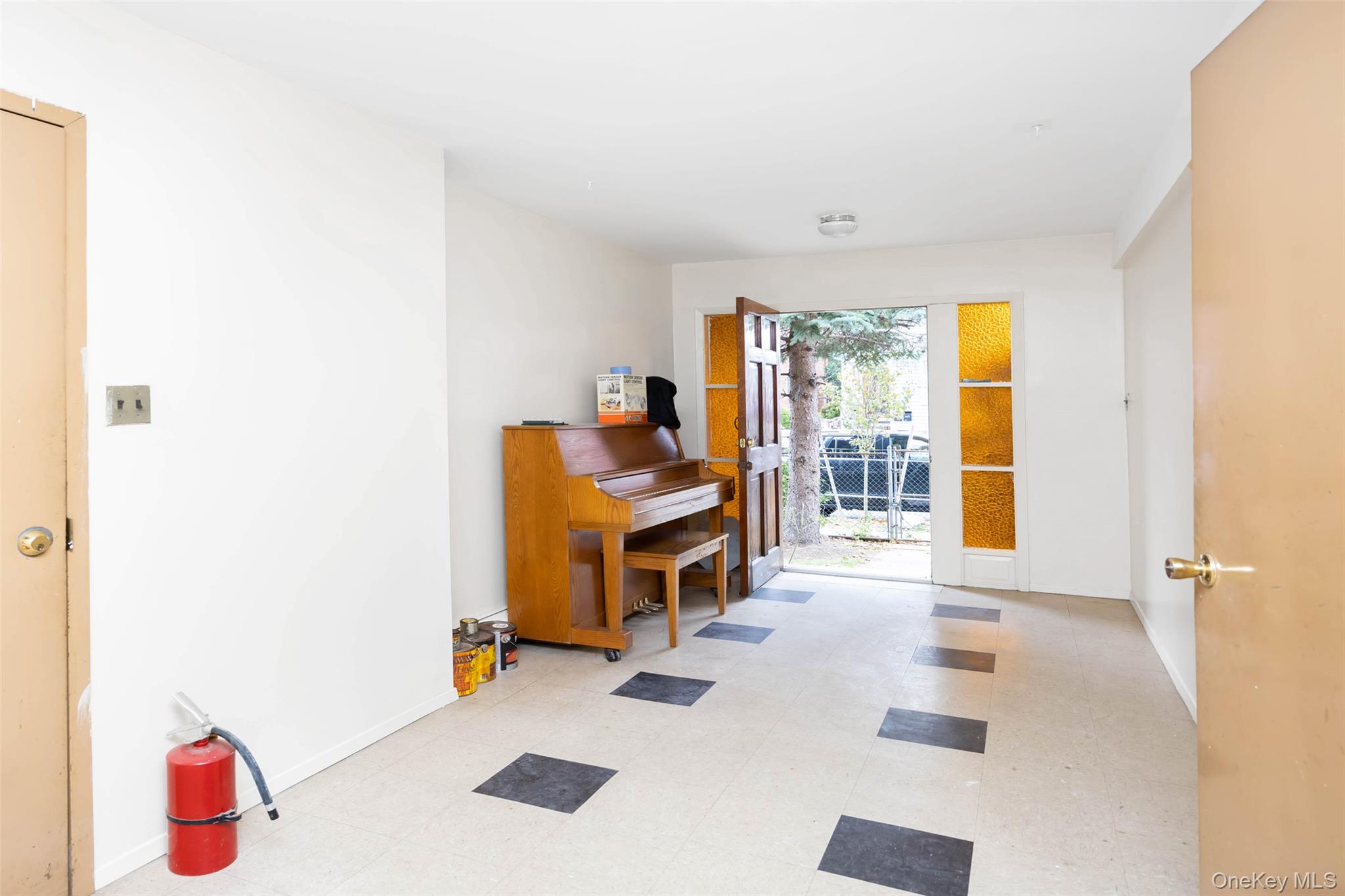 #12 photo, 1529 125th Street, クイーンズ区 Flushing , NY 11356