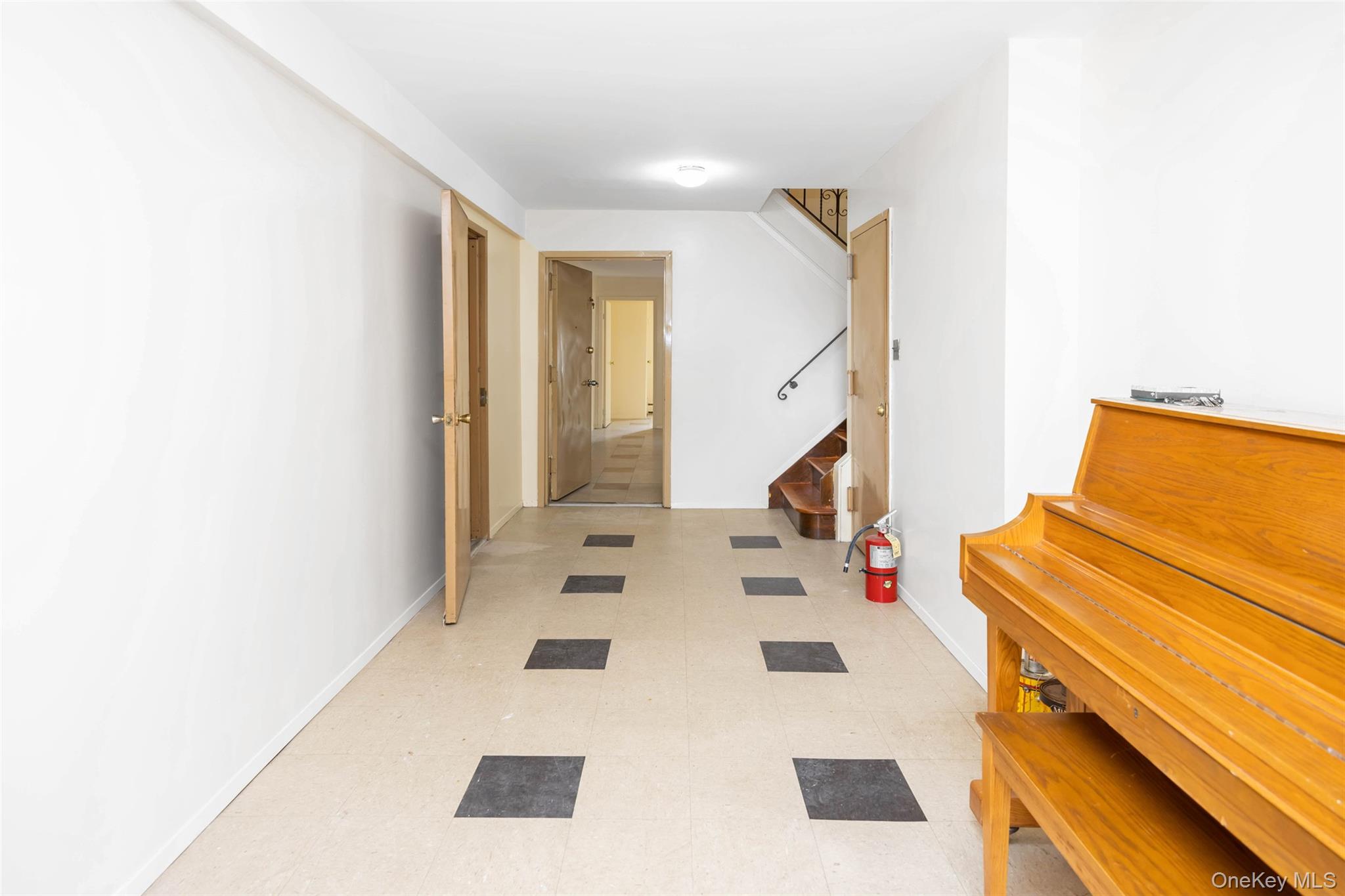 #13 photo, 1529 125th Street, クイーンズ区 Flushing , NY 11356