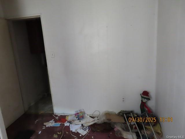 #11 photo, 3218 42nd Street, クイーンズ区 Astoria , NY 11103