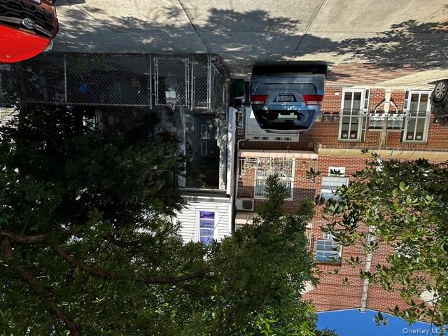 #2 photo, 3218 42nd Street, クイーンズ区 Astoria , NY 11103