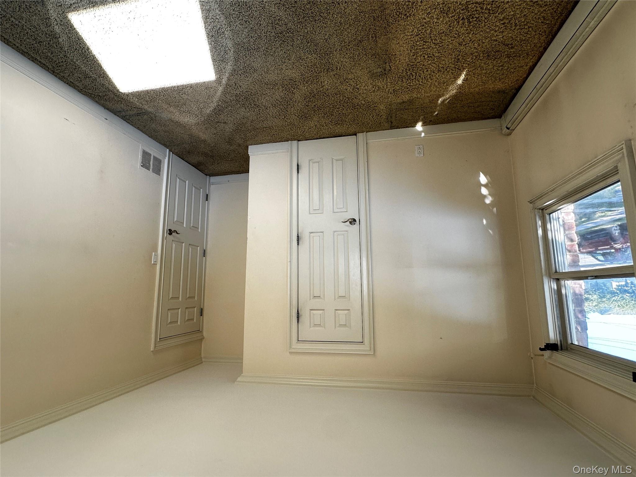 #14 photo, 843 Jerusalem Avenue, ナッソー郡 Merrick , NY 11566