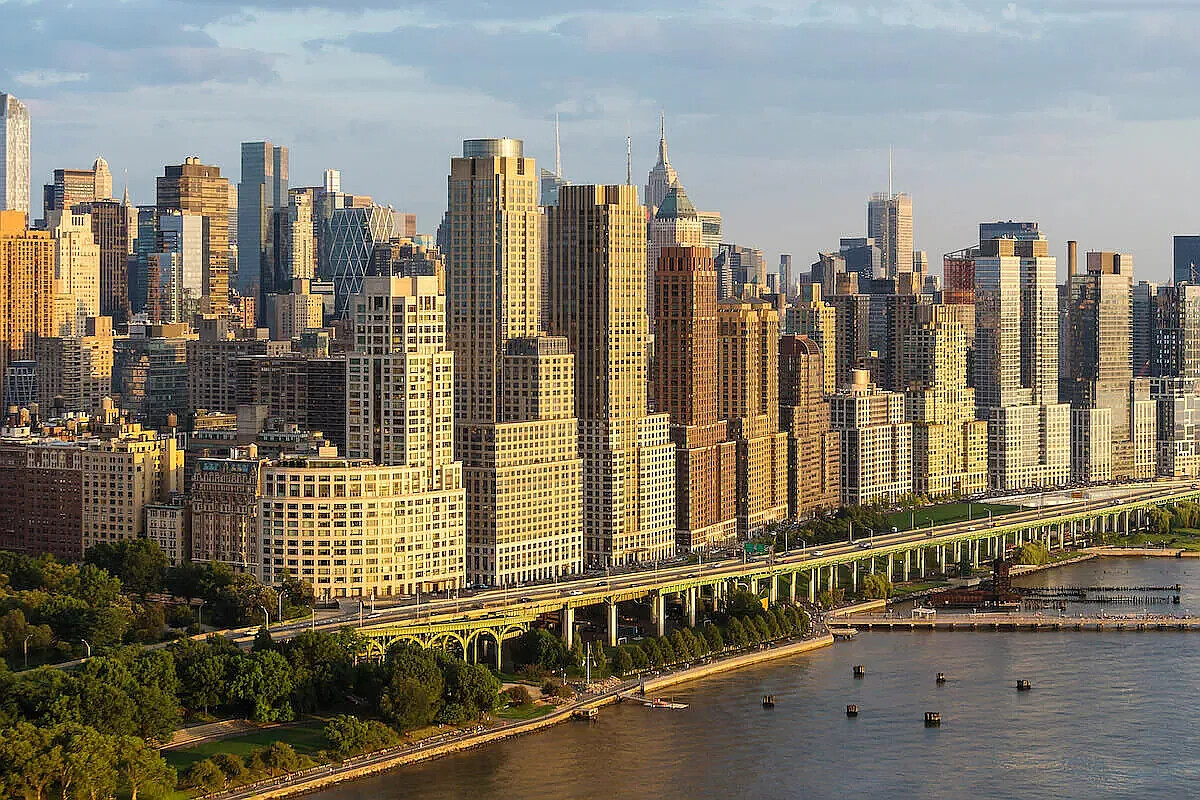 #15 photo, 200 RIVERSIDE Boulevard, Lincoln Square , NY 10069