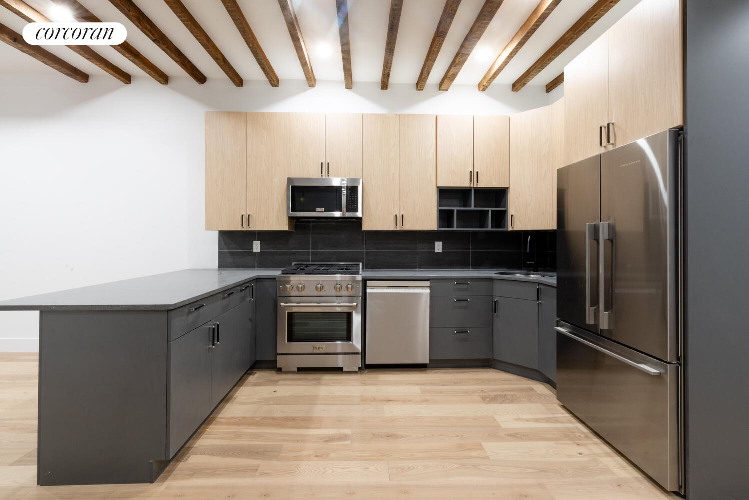 #2 photo, Brooklyn, Greenpoint , NY 11222