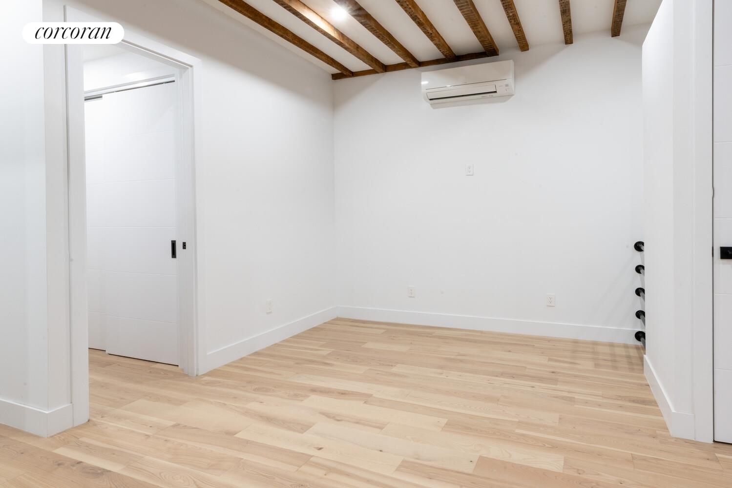 #4 photo, Brooklyn, Greenpoint , NY 11222