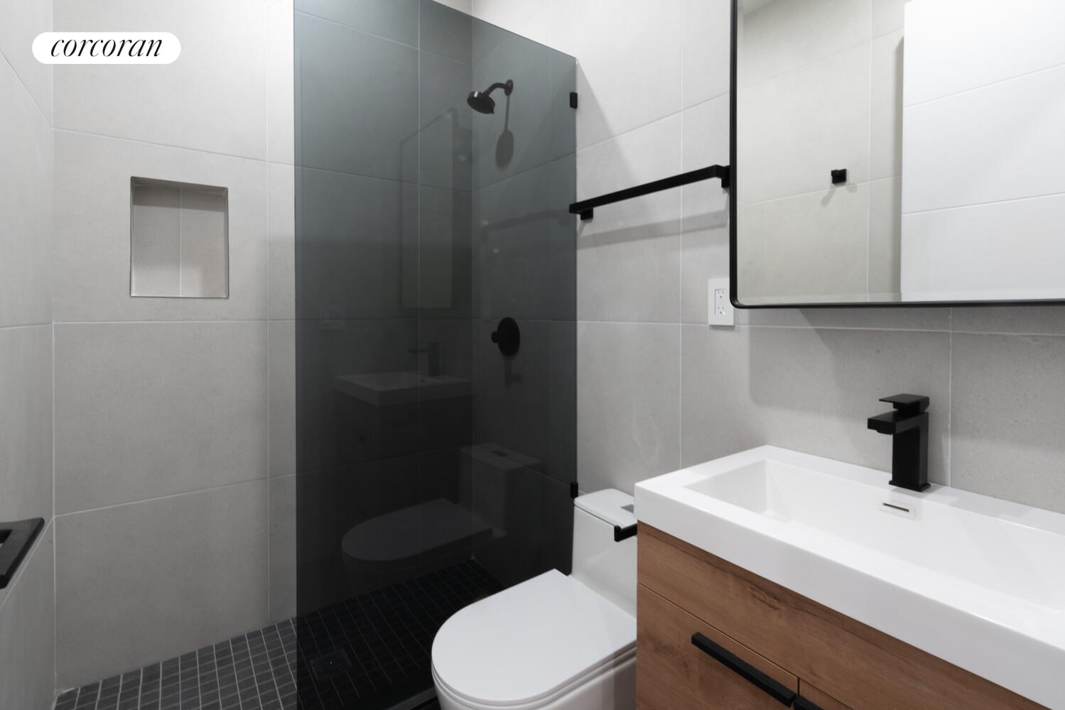 #6 photo, Brooklyn, Greenpoint , NY 11222