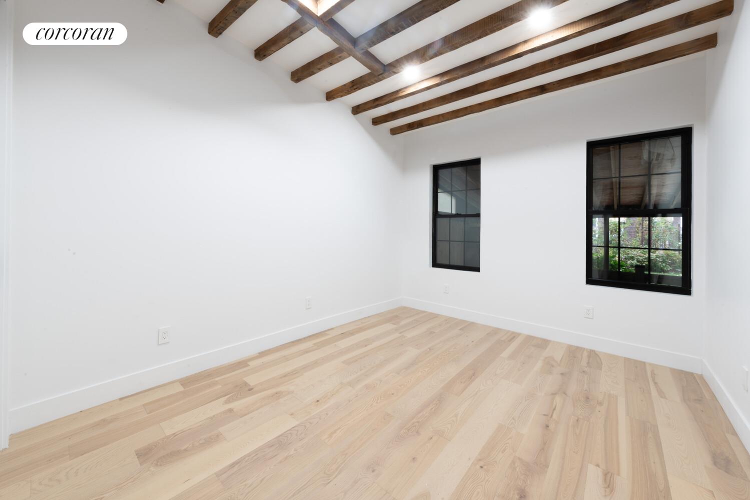 #7 photo, Brooklyn, Greenpoint , NY 11222