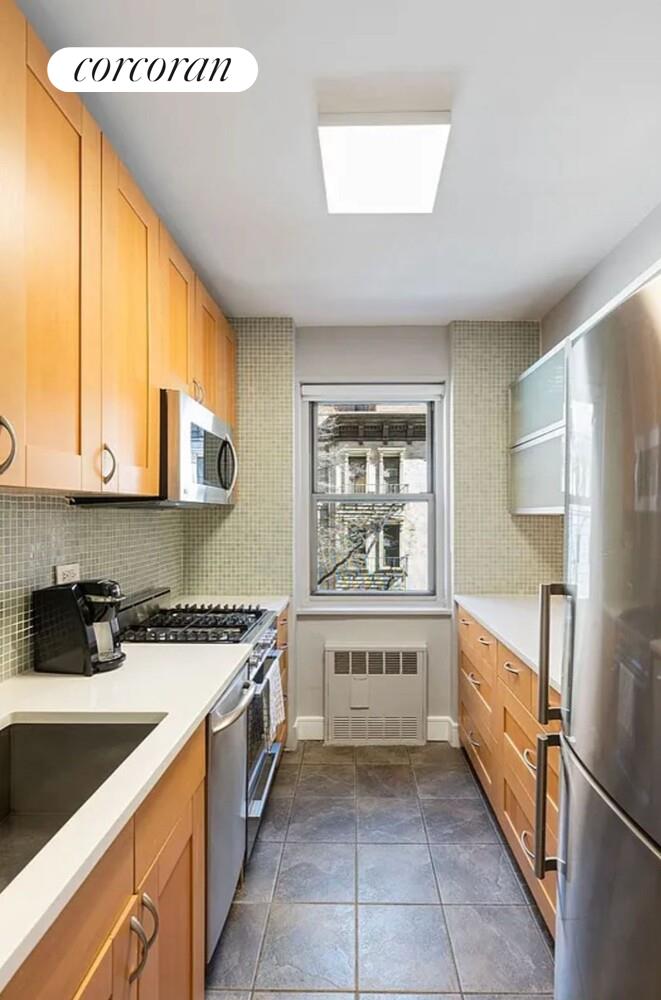#13 photo, 136 E 76TH Street, マンハッタン Lenox Hill , NY 10021