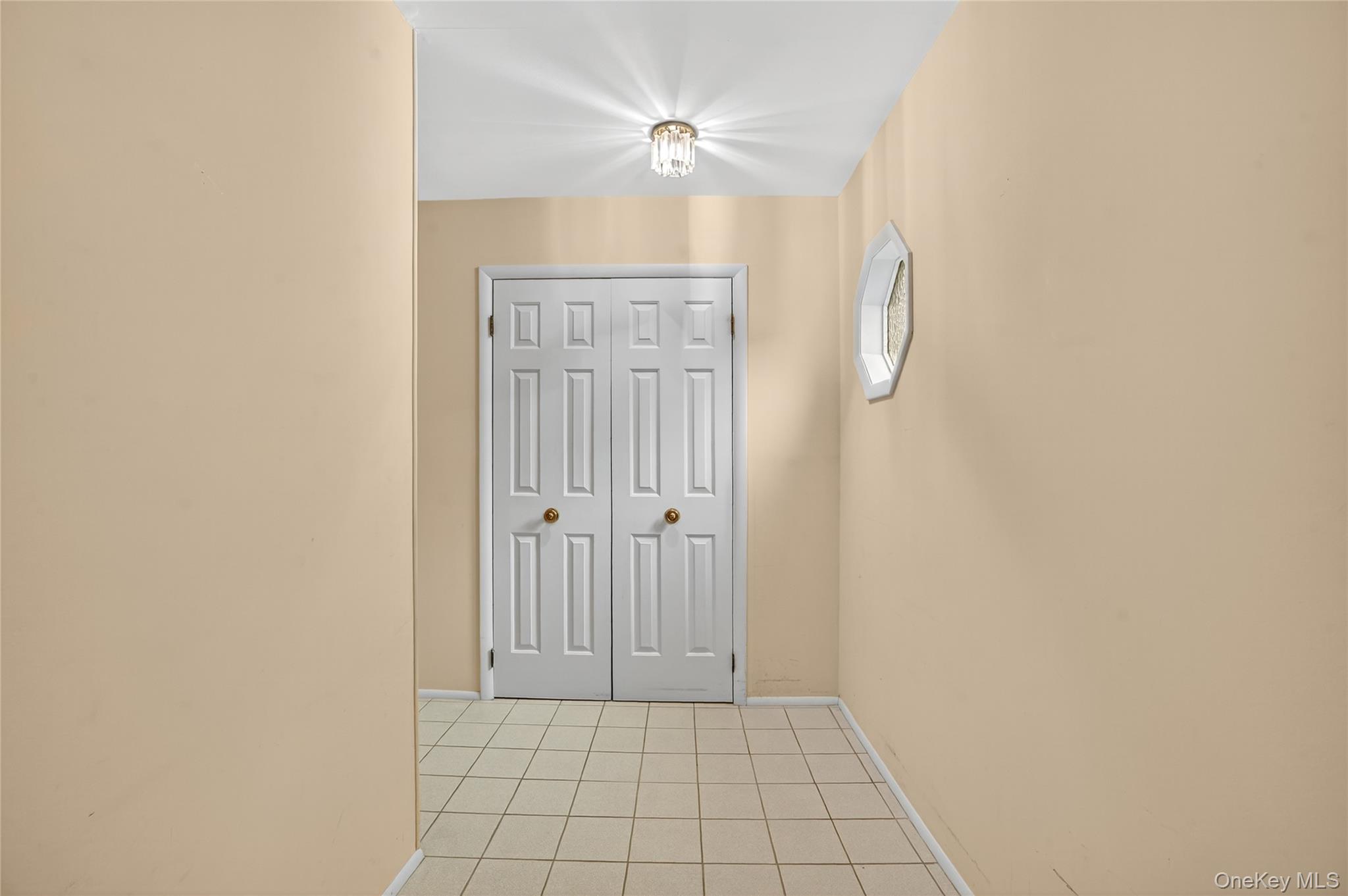 #20 photo, 117 Village Road, Yorktown Heights , NY 10598