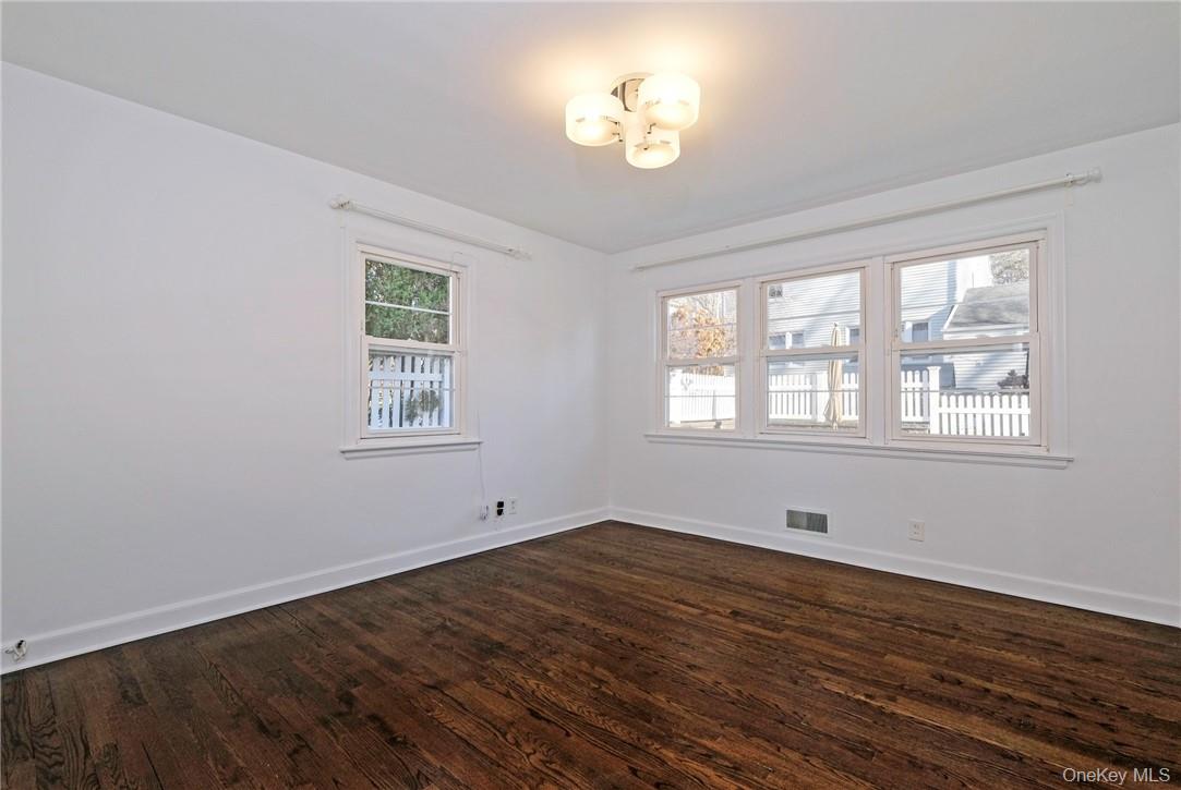 #17 photo, 6 Club Way, Eastchester , NY 10709