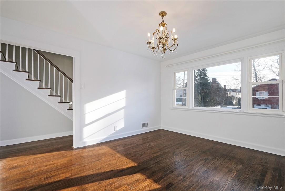 #9 photo, 6 Club Way, Eastchester , NY 10709