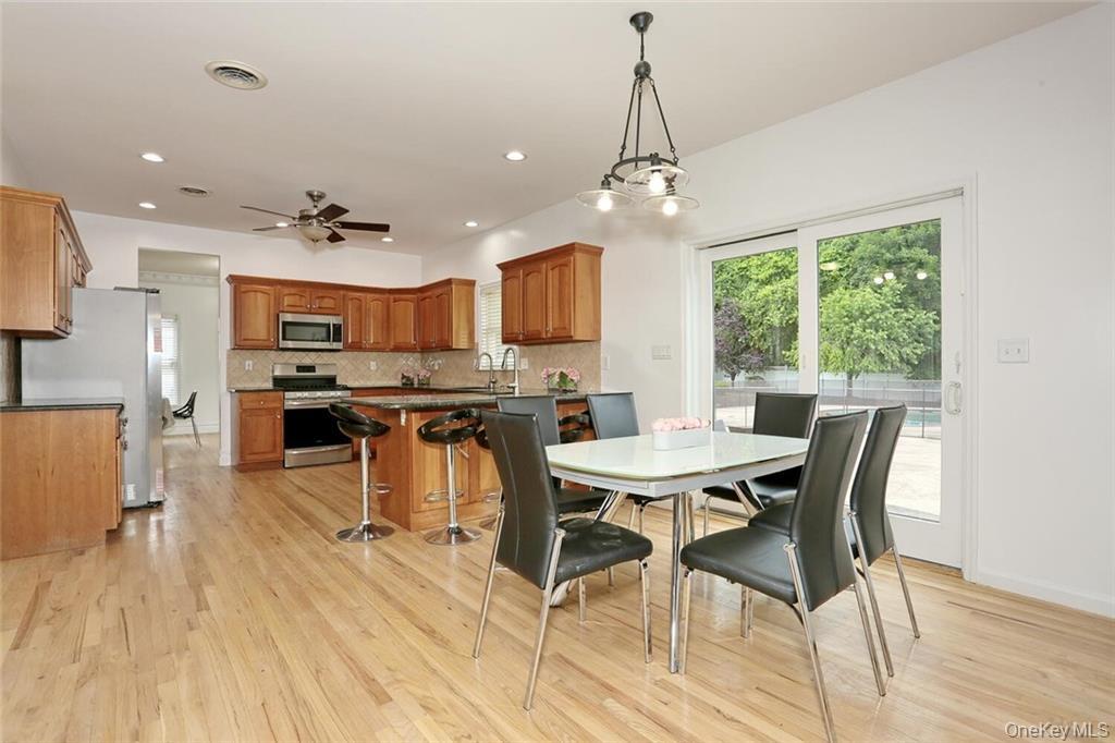 #7 photo, 6 Margo Court, Airmont , NY 10901