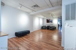 #16 photo, 674 Broadway, Kingston , NY 12401