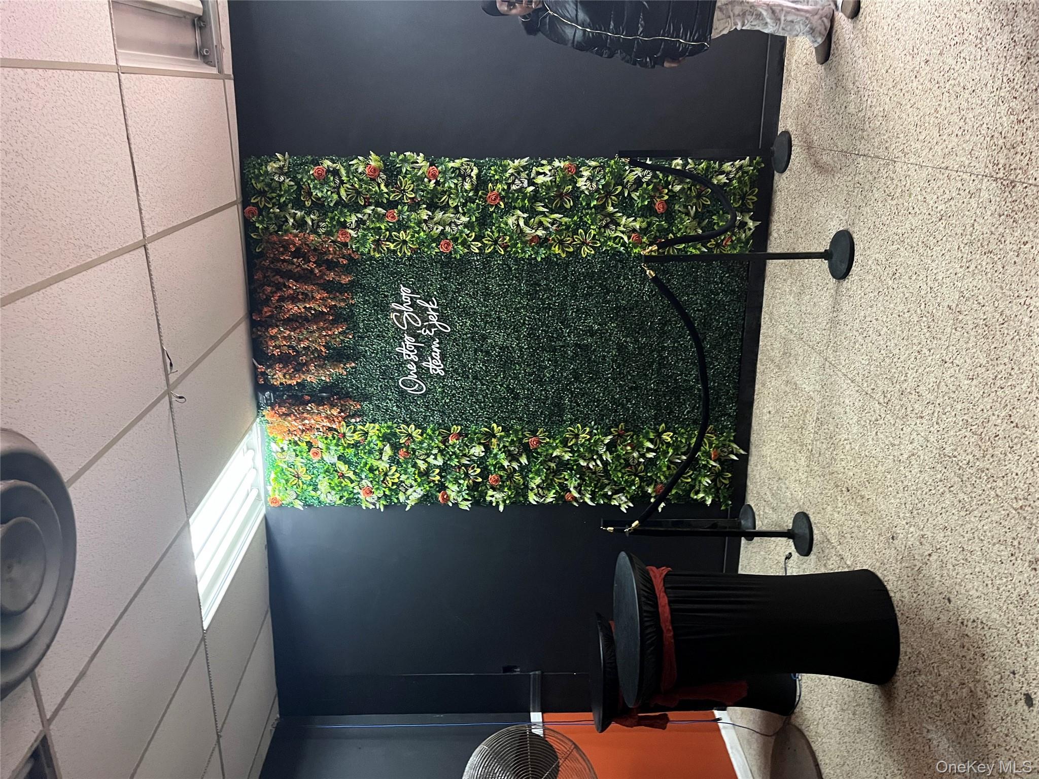 #2 photo, 4559 White Plains Road, ブロンクス区 Bronx , NY 10470